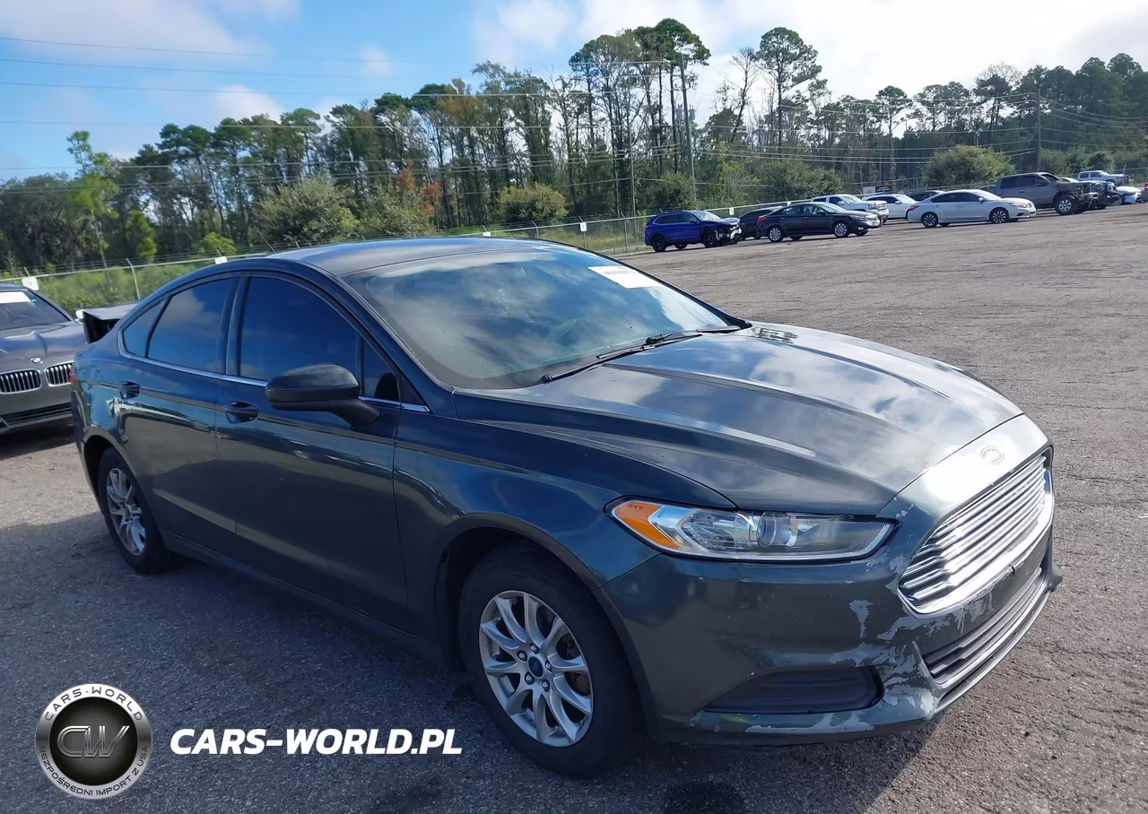 2015 Ford Fusion S VIN:3FA6P0G77FR233574 - 1