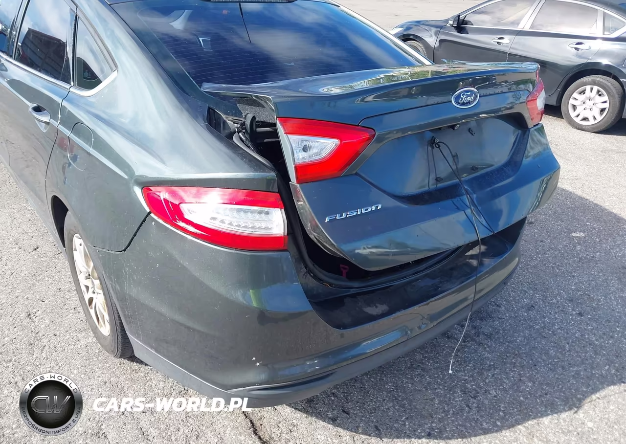 2015 Ford Fusion S VIN:3FA6P0G77FR233574 - 6