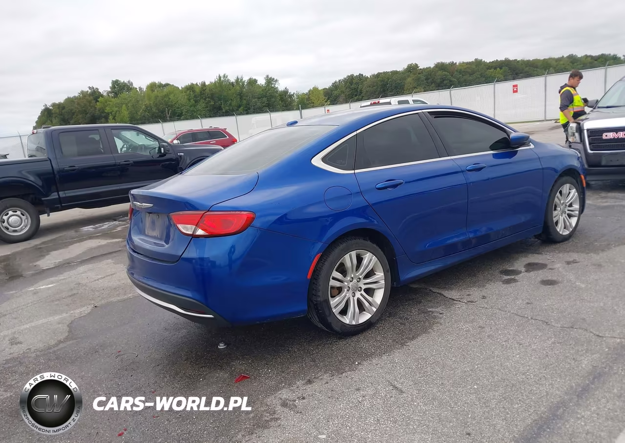 2015 Chrysler 200 Limited VIN:1C3CCCAB9FN560007 - 4