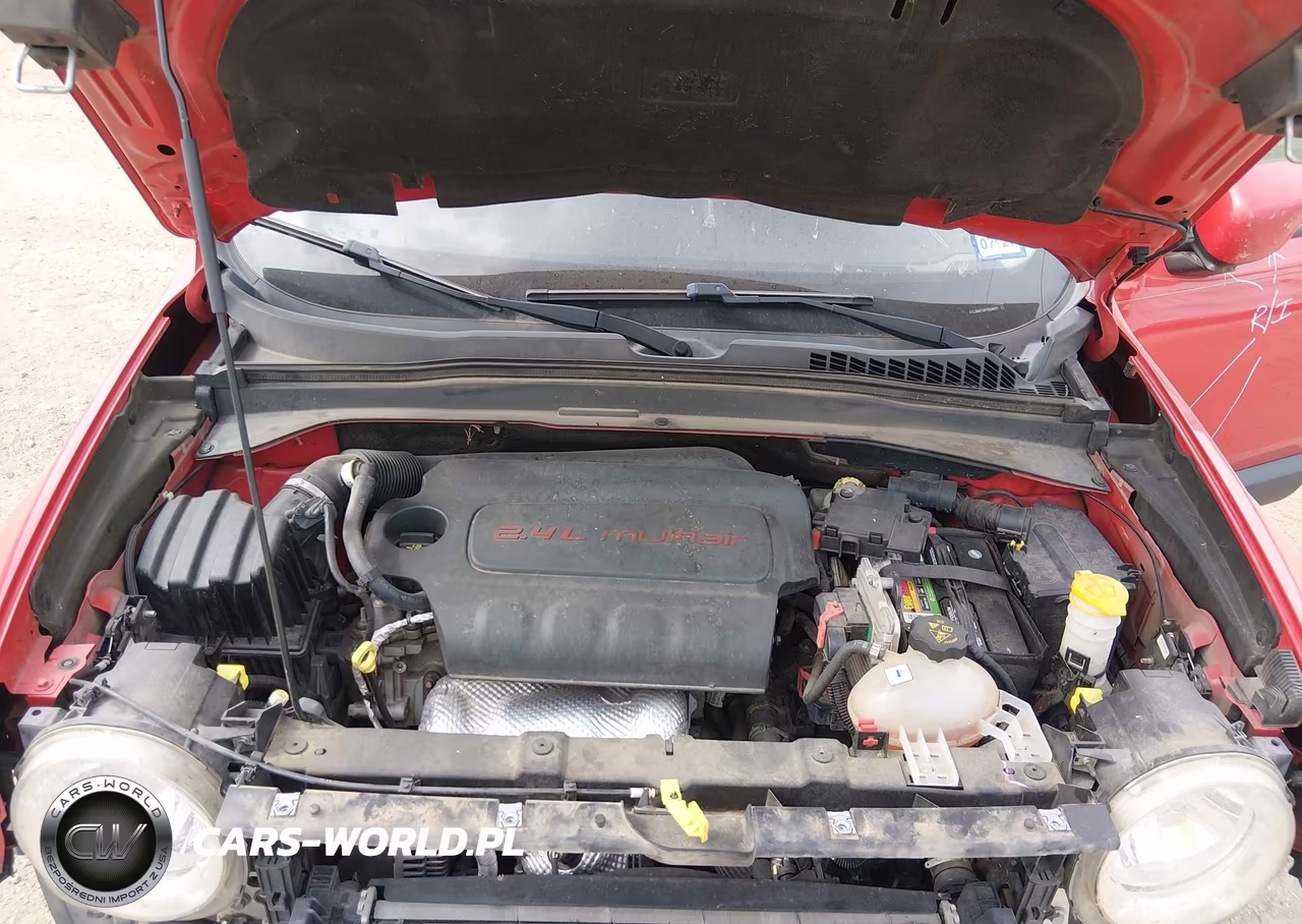 2015 Jeep Renegade Latitude VIN:ZACCJABT0FPB34677 - 10