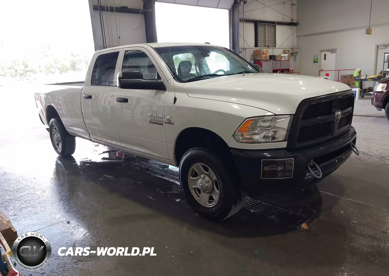 2017 Ram 3500 Tradesman 4X4 8' Box VIN:3C63R3GL9HG710517 - 1
