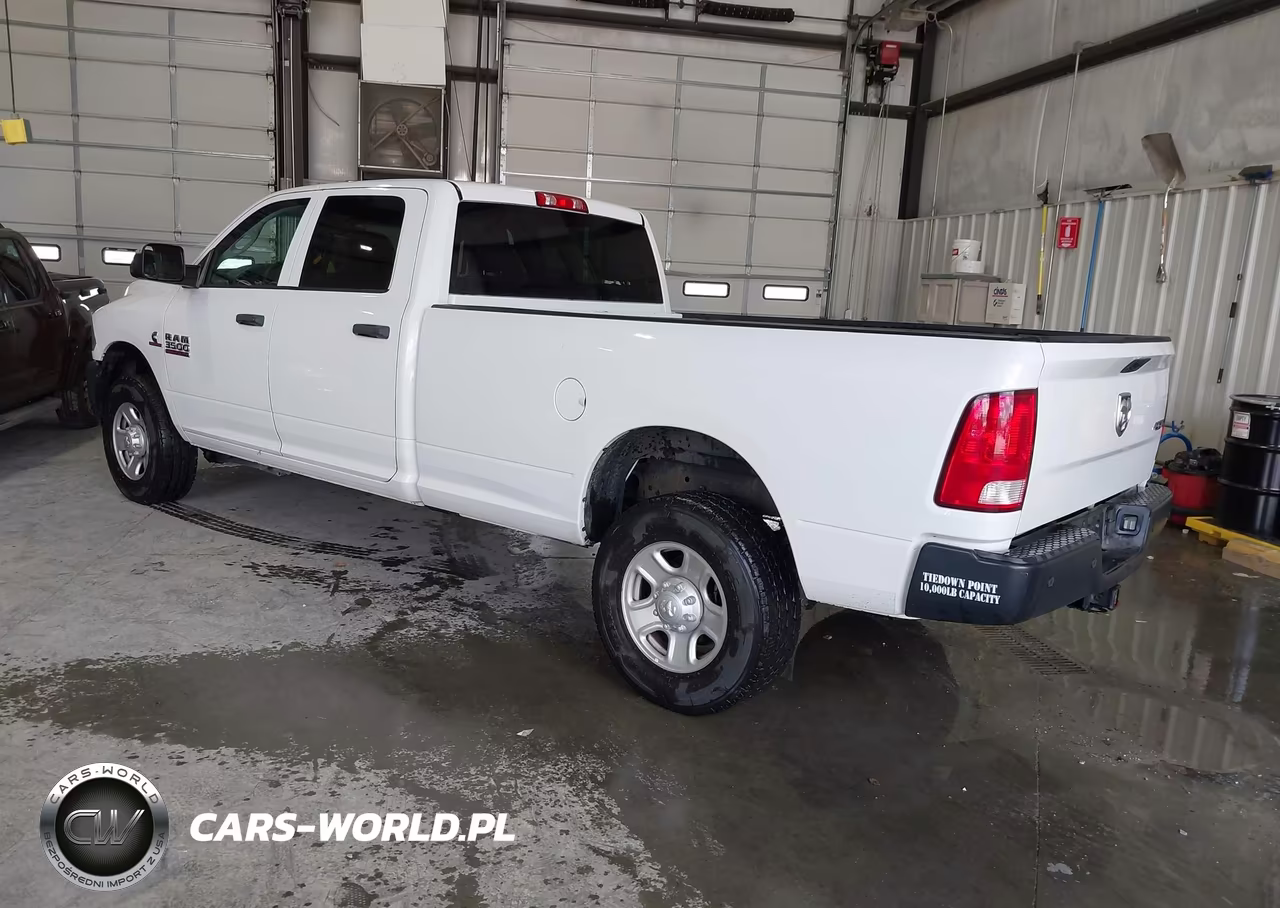 2017 Ram 3500 Tradesman 4X4 8' Box VIN:3C63R3GL9HG710517 - 3