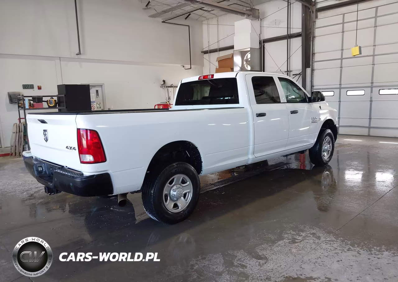 2017 Ram 3500 Tradesman 4X4 8' Box VIN:3C63R3GL3HG710514 - 4