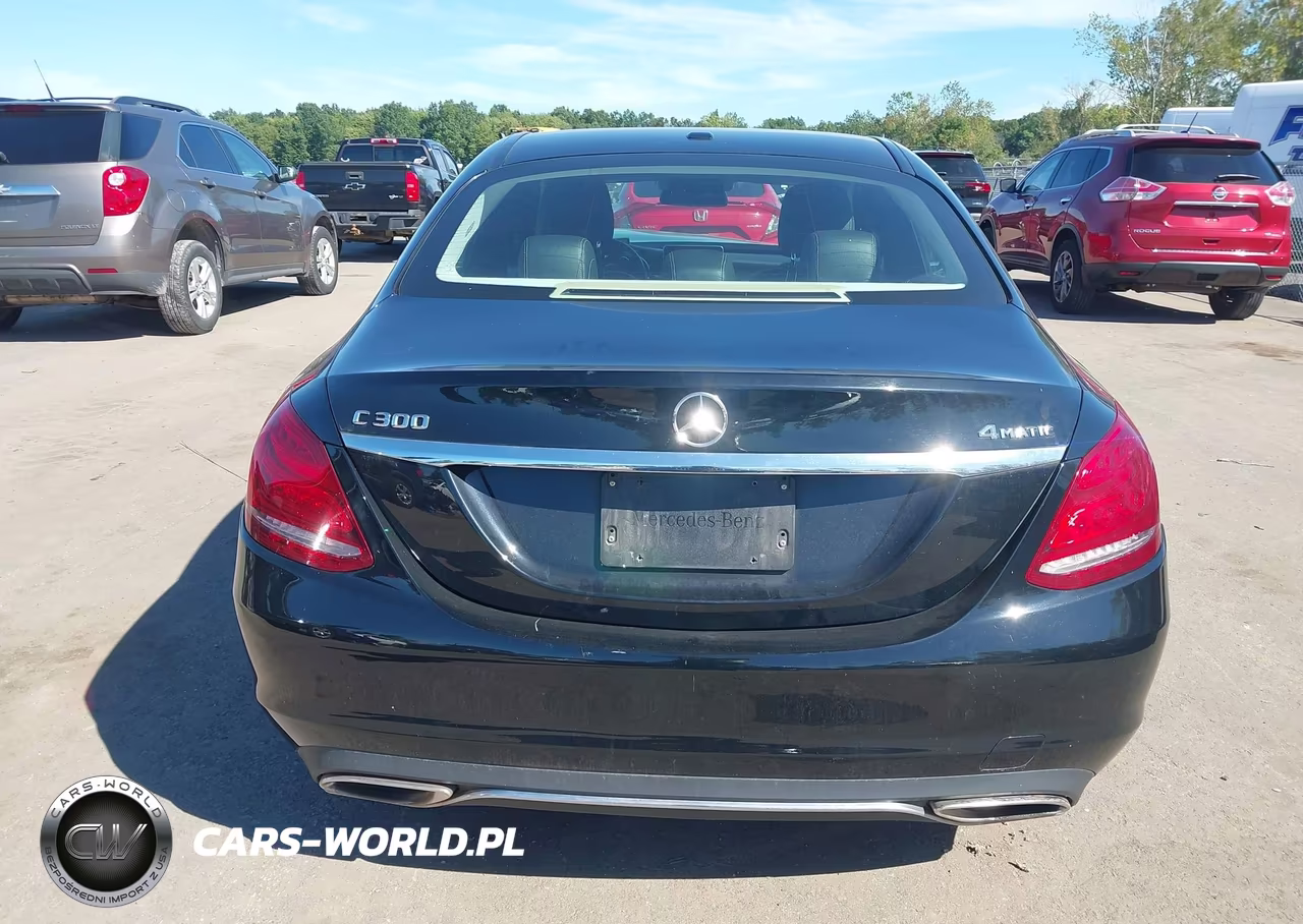 2015 Mercedes-Benz C 300 Luxury 4Matic VIN:55SWF4KB3FU041620 - 17
