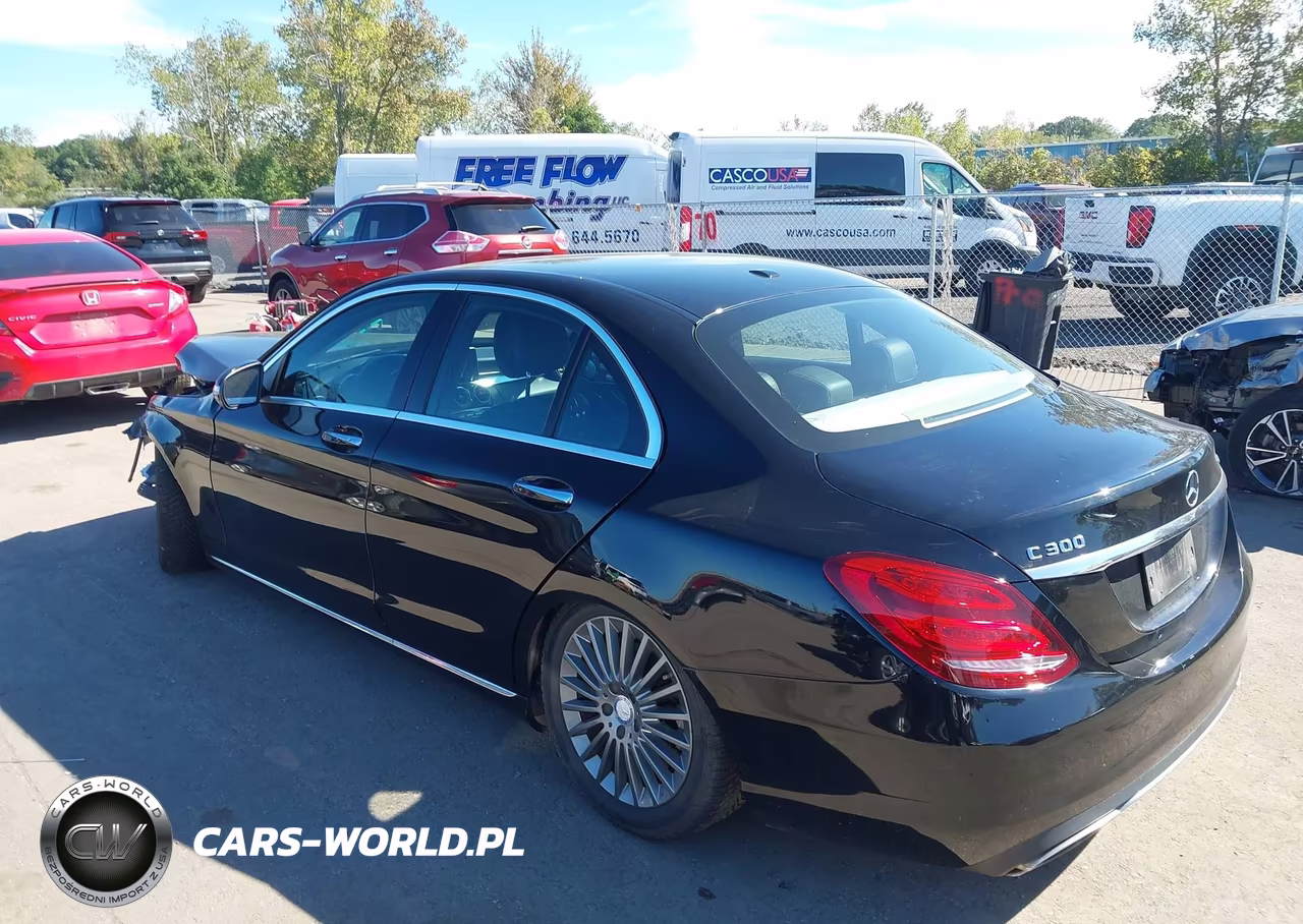 2015 Mercedes-Benz C 300 Luxury 4Matic VIN:55SWF4KB3FU041620 - 3