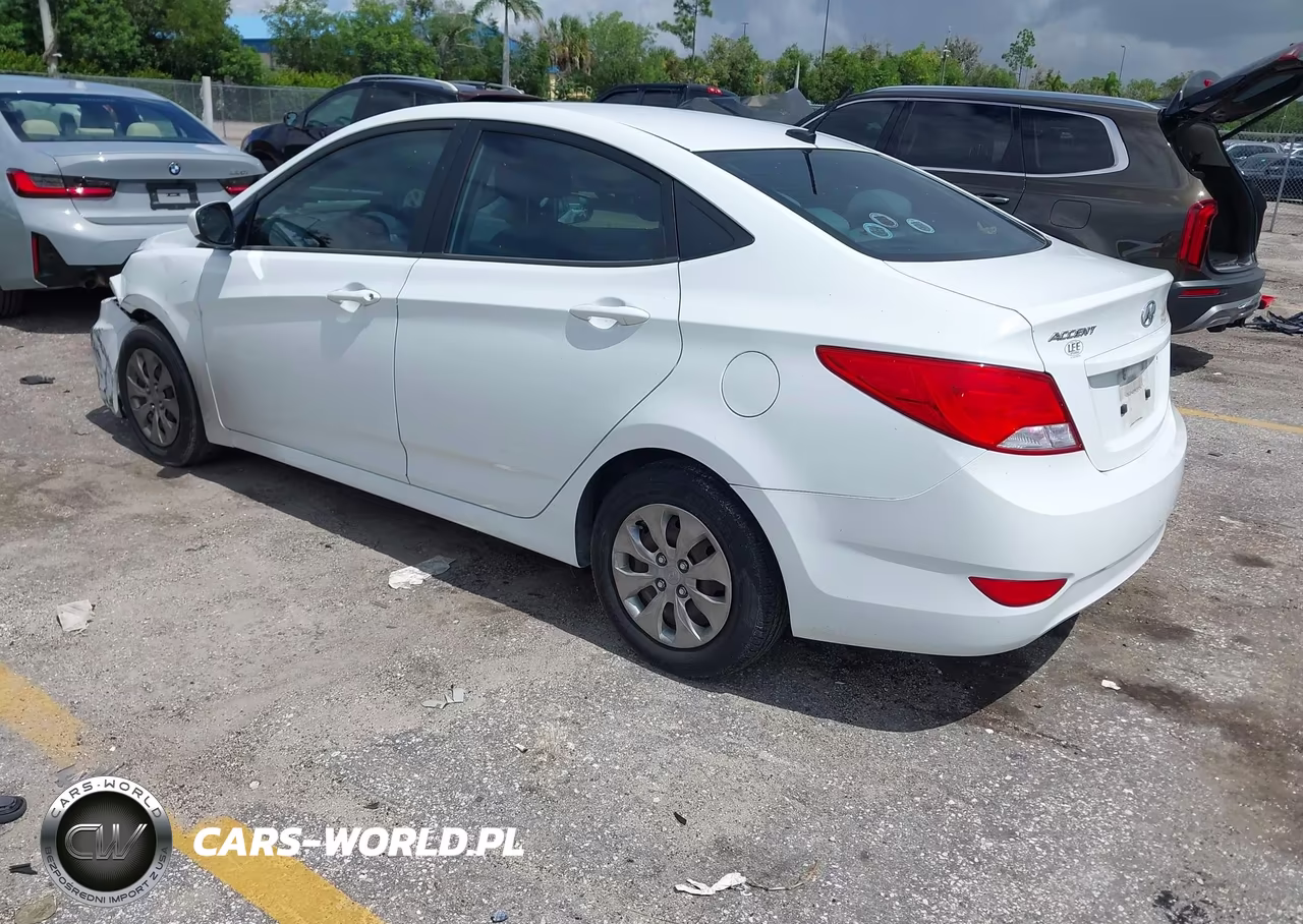 2016 Hyundai Accent Se VIN:KMHCT4AE9GU063912 - 3