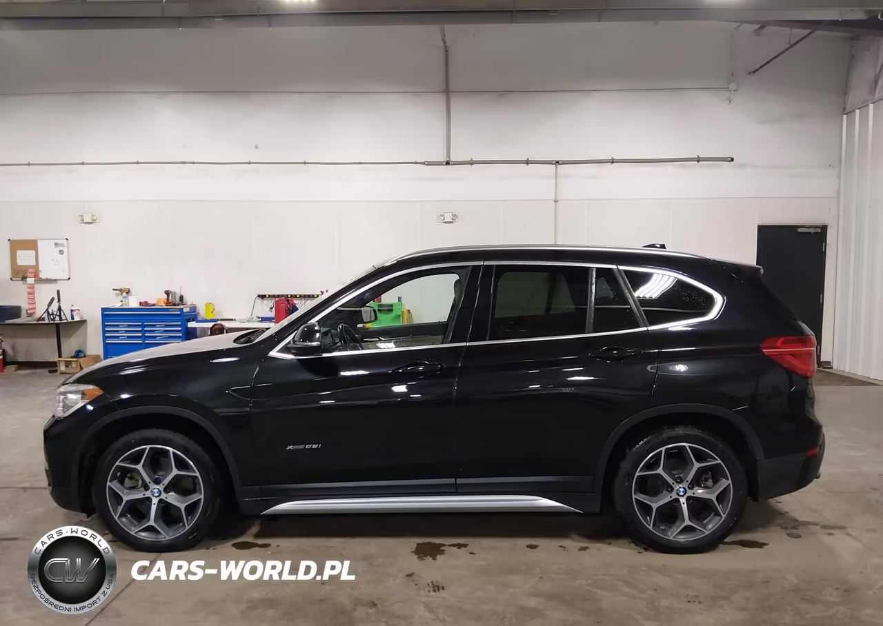 2016 BMW X1 xDrive28I VIN:WBXHT3C3XG5E48640 - 14