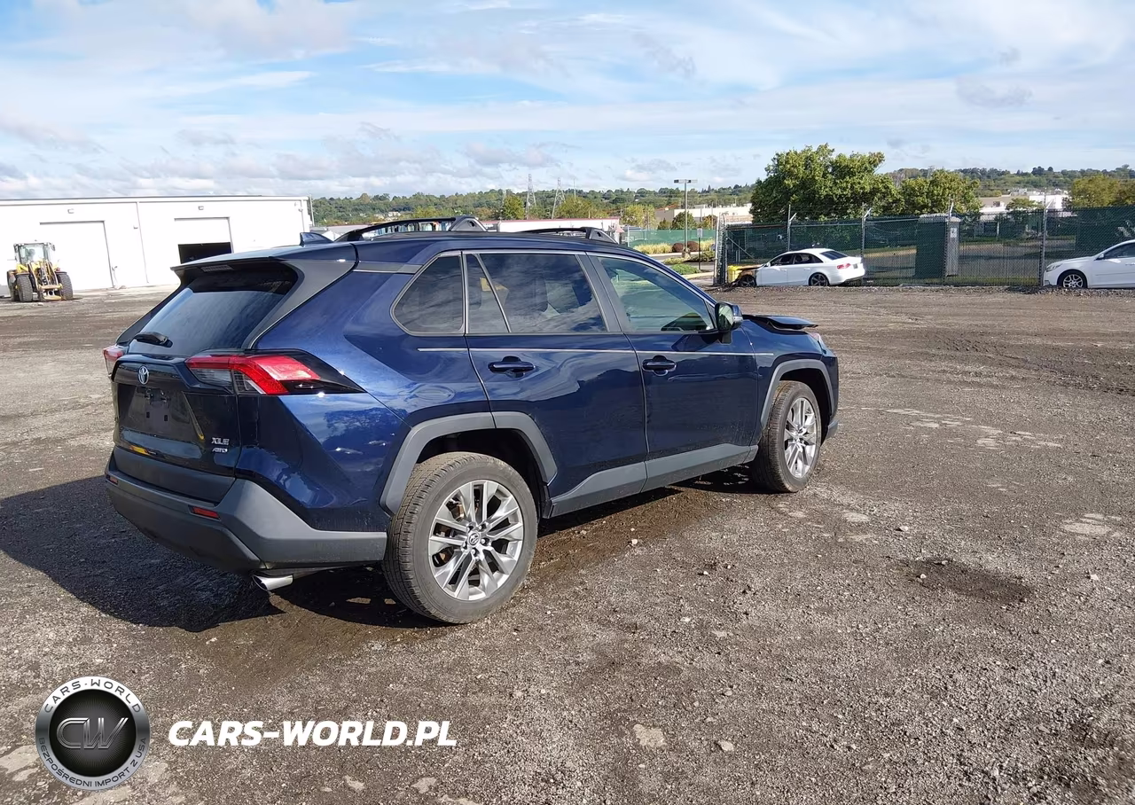2019 Toyota Rav4 Xle Premium VIN:JTMA1RFVXKD003024 - 4