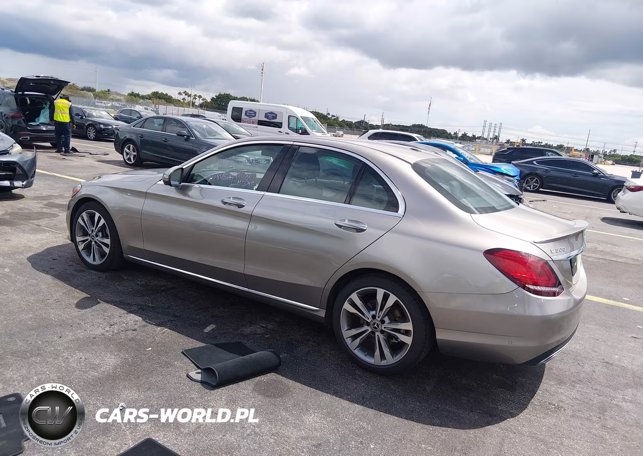 2019 Mercedes-Benz C 300 VIN:55SWF8DB8KU317255 - 3