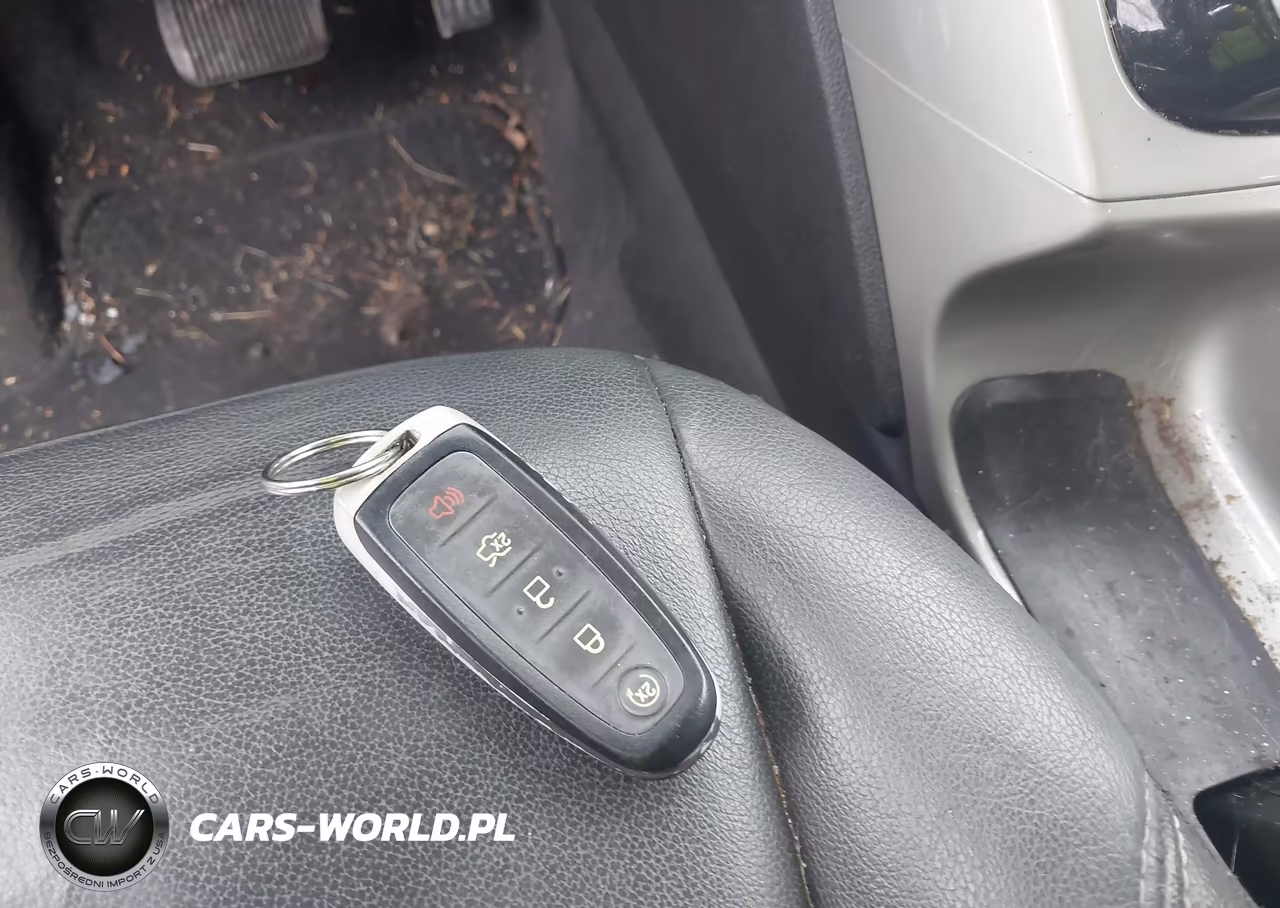 2015 Ford C-Max Energi Sel VIN:1FADP5CU6FL106703 - 11