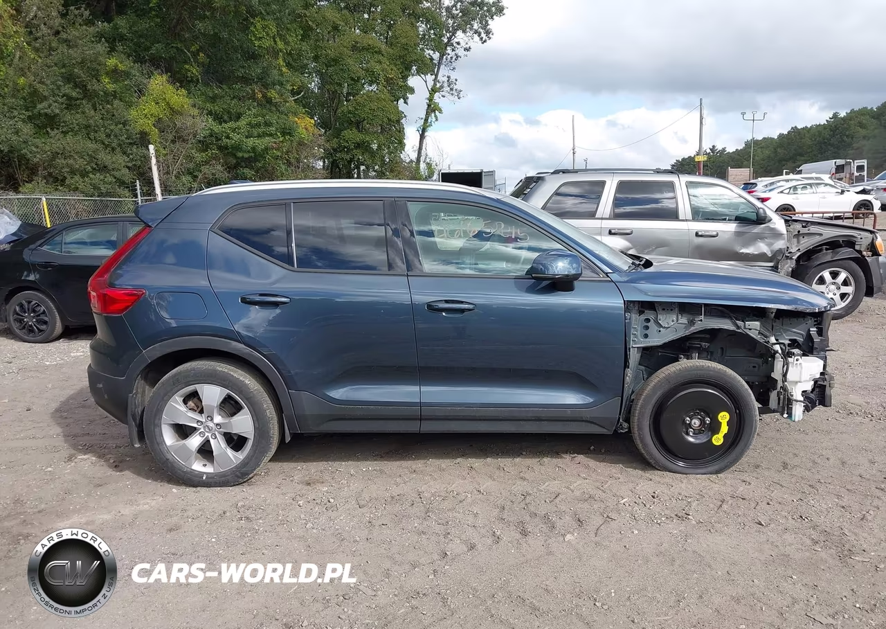 2022 Volvo Xc40 T5 Momentum VIN:YV4162UK4N2666989 - 13