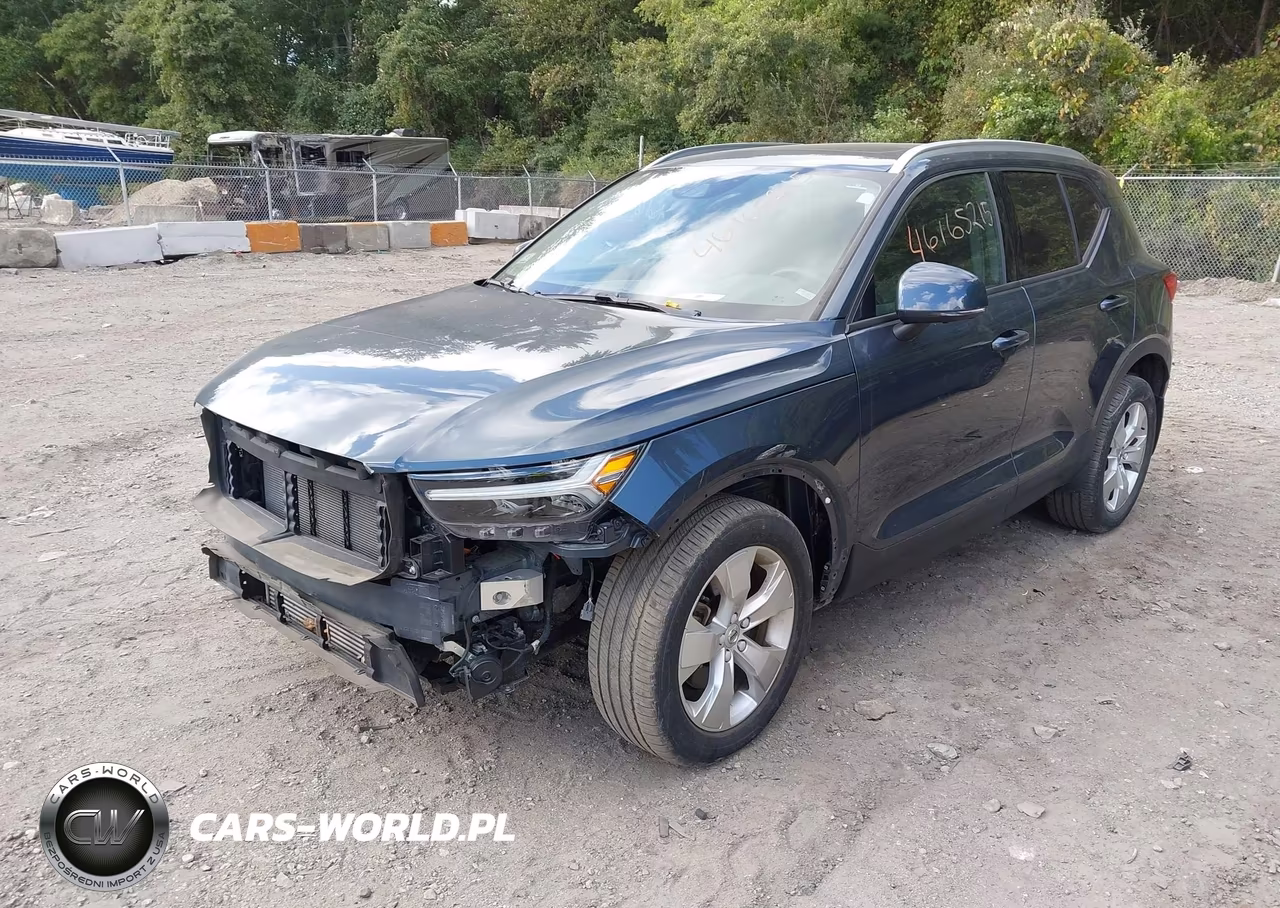 2022 Volvo Xc40 T5 Momentum VIN:YV4162UK4N2666989 - 2