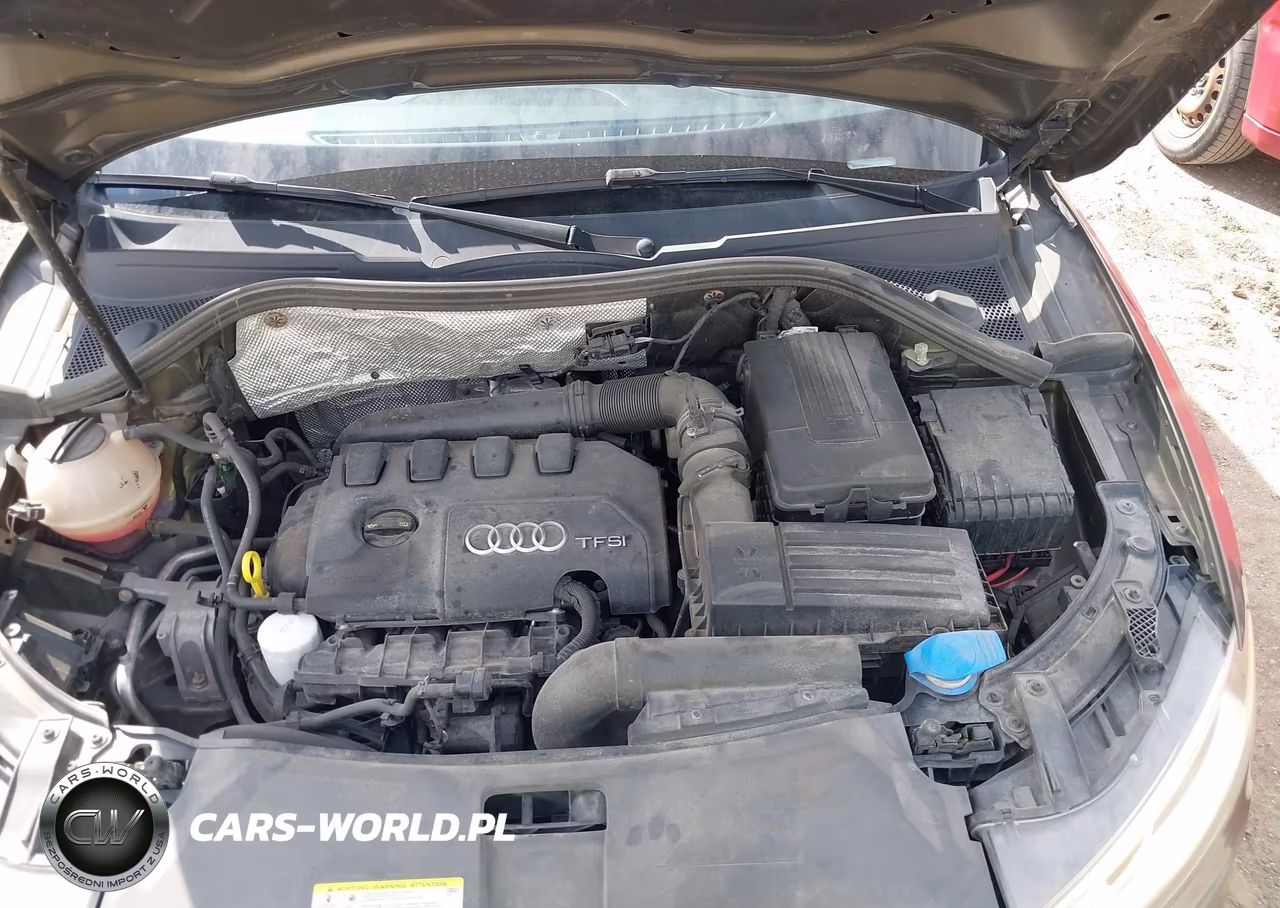 2015 Audi Q3 2.0T Premium Plus VIN:WA1GFCFS8FR005789 - 10