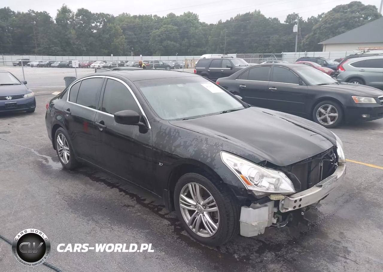 2015 Infiniti Q40