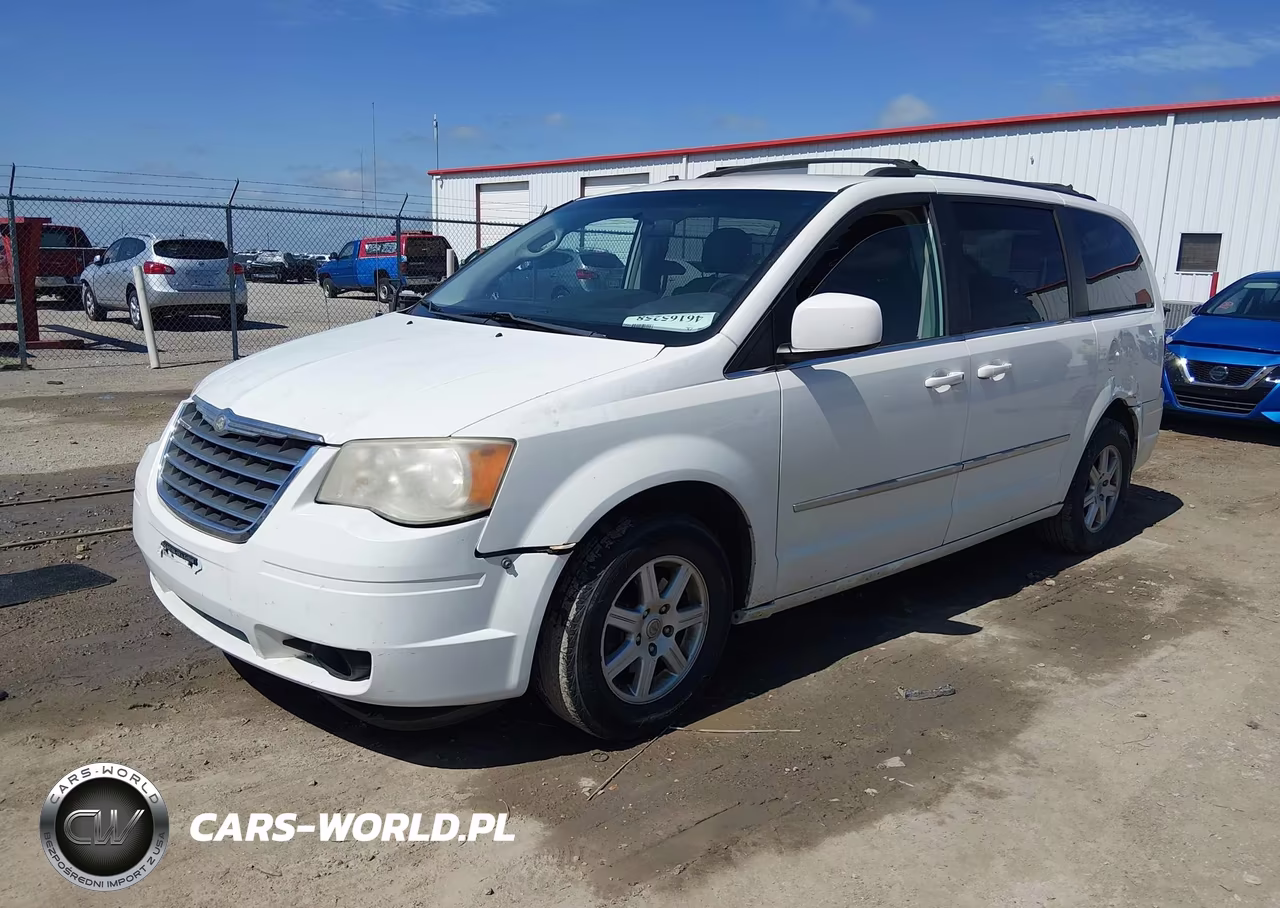 2010 Chrysler Town & Country Touring Plus VIN:2A4RR8D12AR405146 - 2