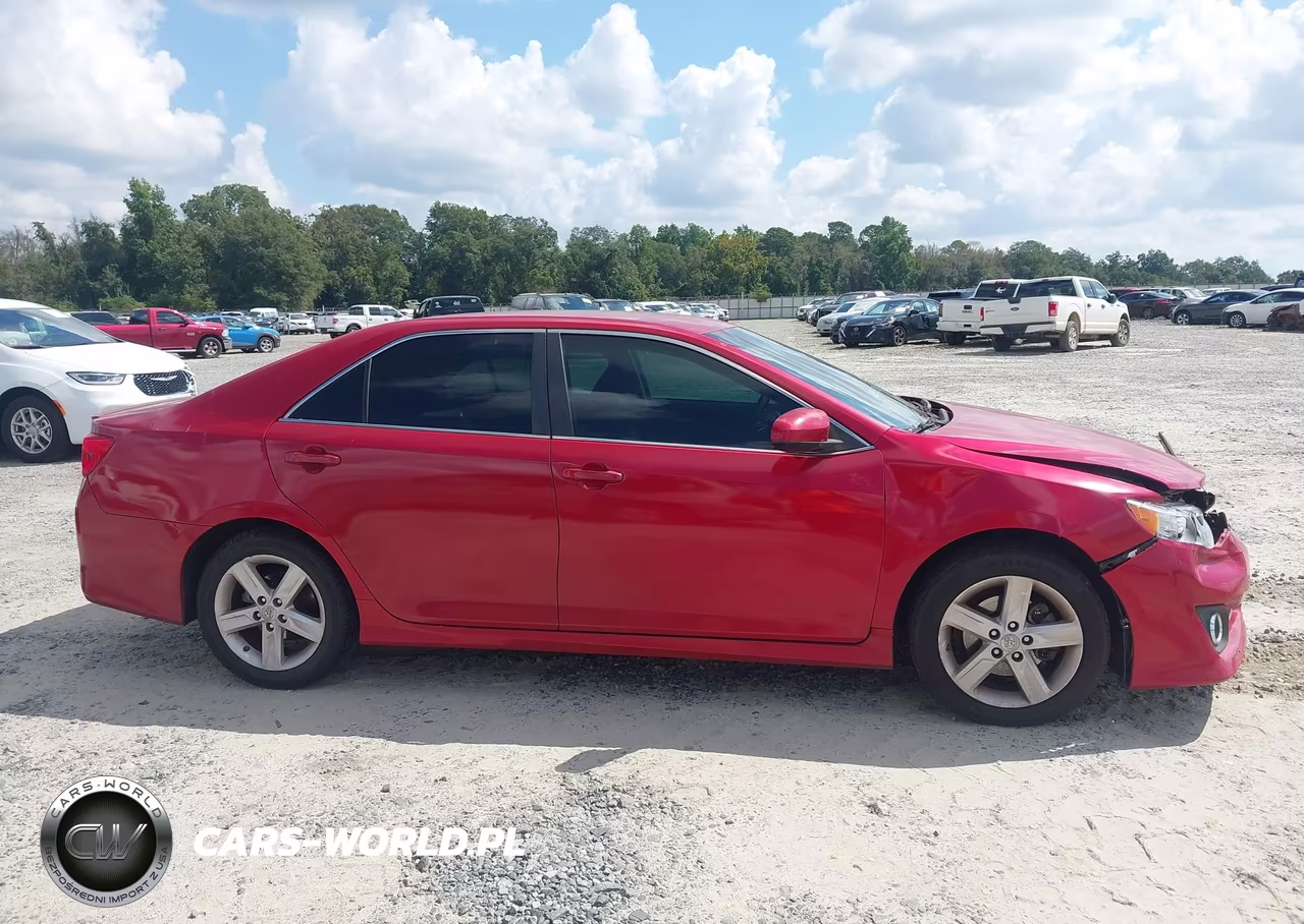 2014 Toyota Camry Se VIN:4T1BF1FK8EU866904 - 13