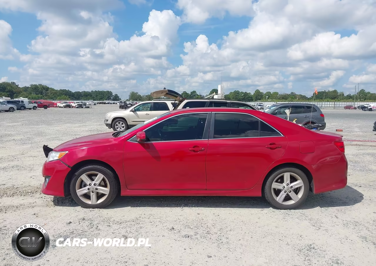 2014 Toyota Camry Se VIN:4T1BF1FK8EU866904 - 14