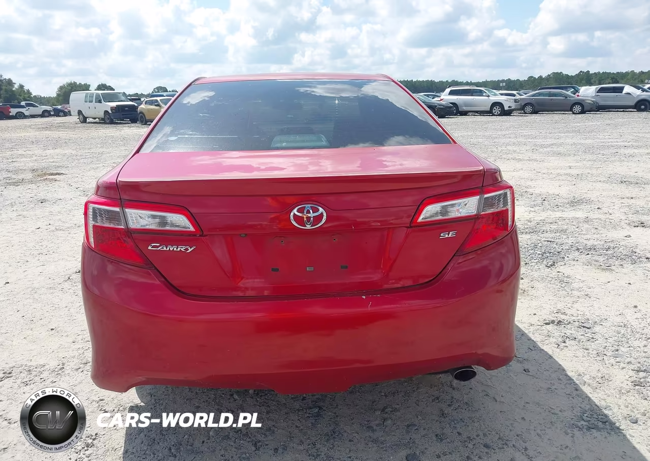 2014 Toyota Camry Se VIN:4T1BF1FK8EU866904 - 16