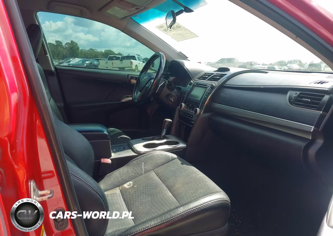 2014 Toyota Camry Se VIN:4T1BF1FK8EU866904 - 5