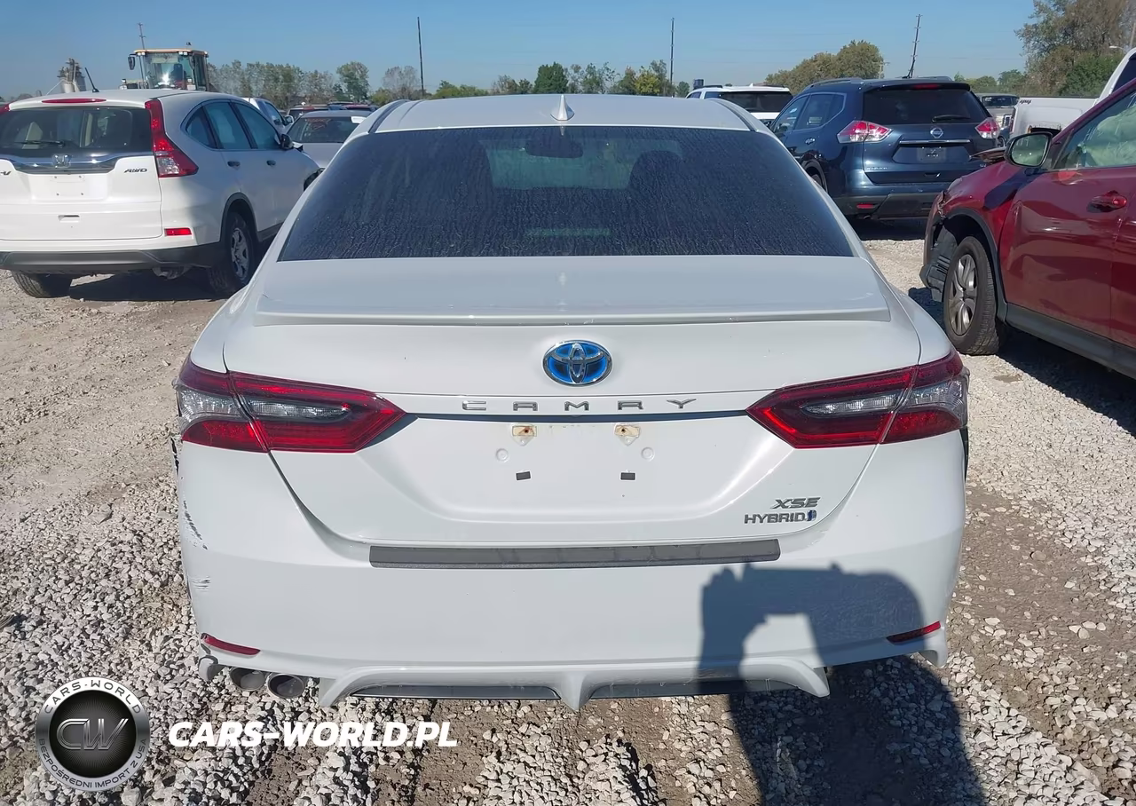 2022 Toyota Camry Xse Hybrid VIN:4T1K31AK4NU043144 - 17