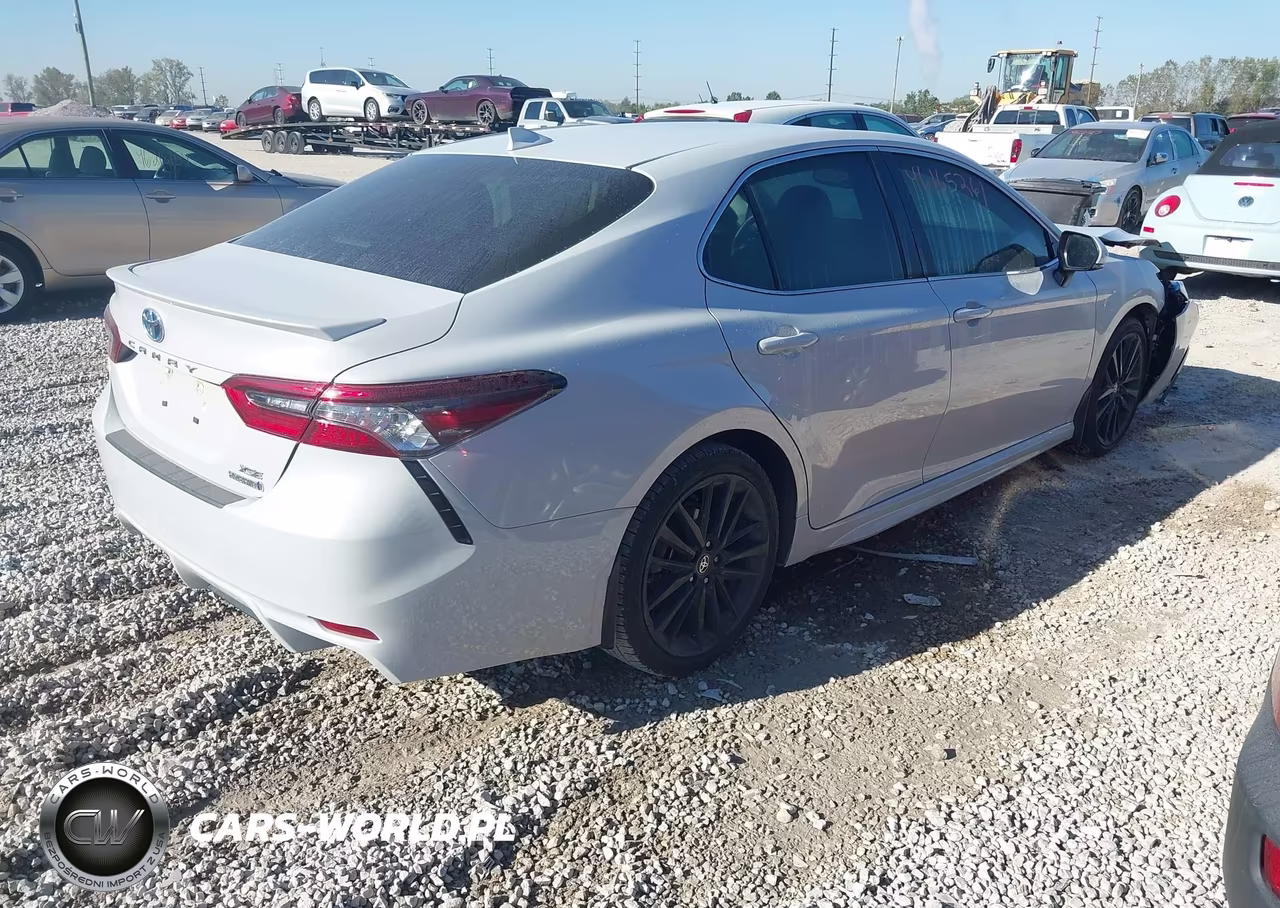 2022 Toyota Camry Xse Hybrid VIN:4T1K31AK4NU043144 - 4