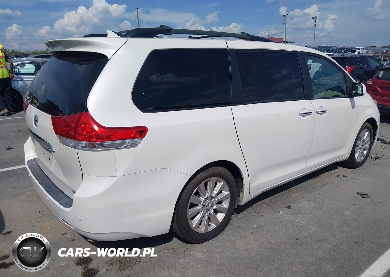 2011 Toyota Sienna Ltd VIN:5TDYK3DC6BS116550 - 4