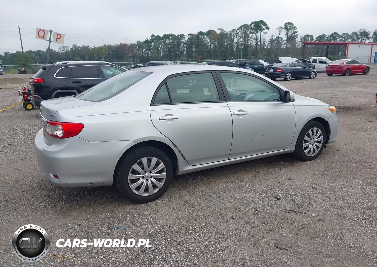 2012 Toyota Corolla Le VIN:5YFBU4EE9CP037633 - 4
