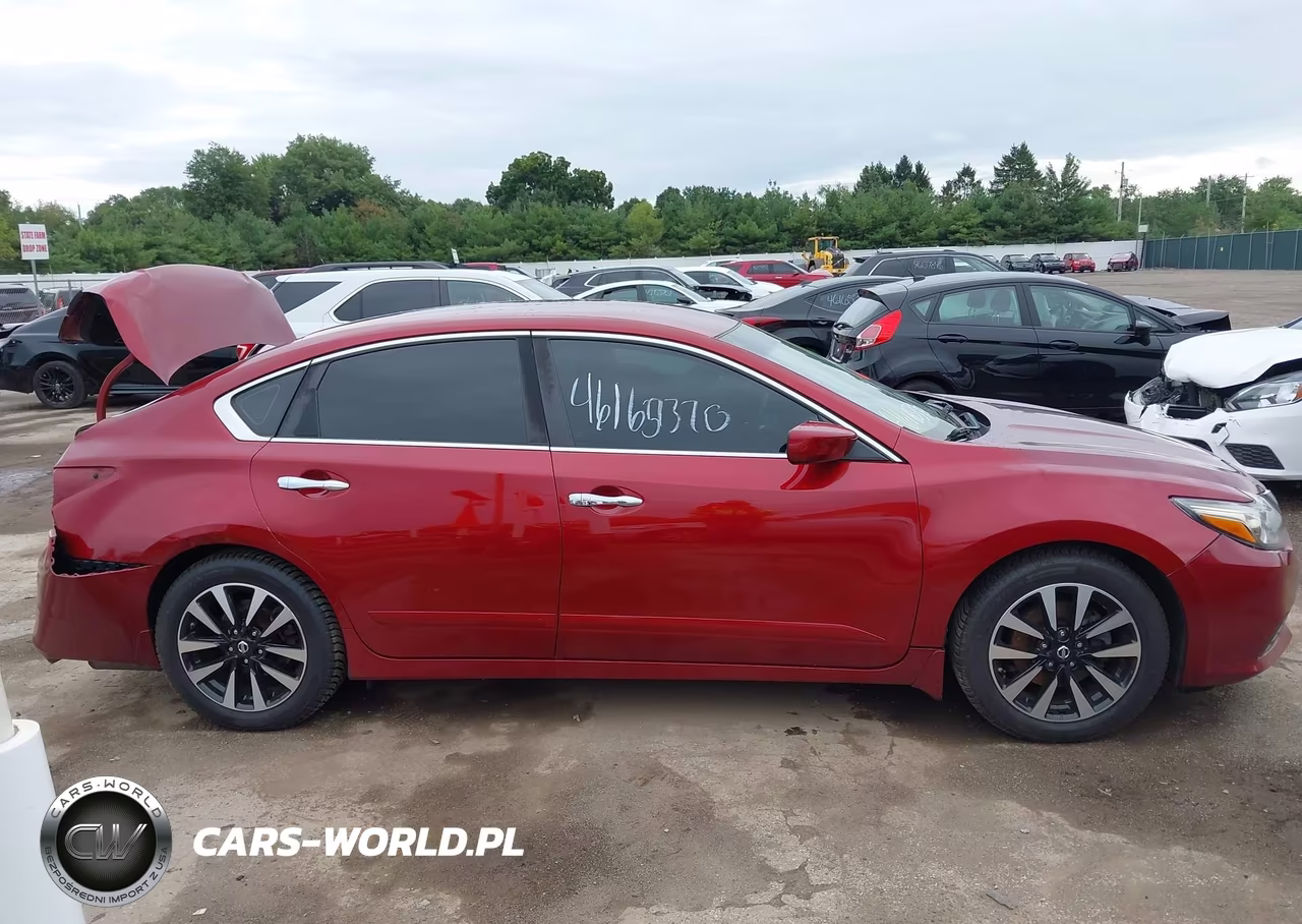 2017 Nissan Altima 2.5 S VIN:1N4AL3AP1HC275319 - 14