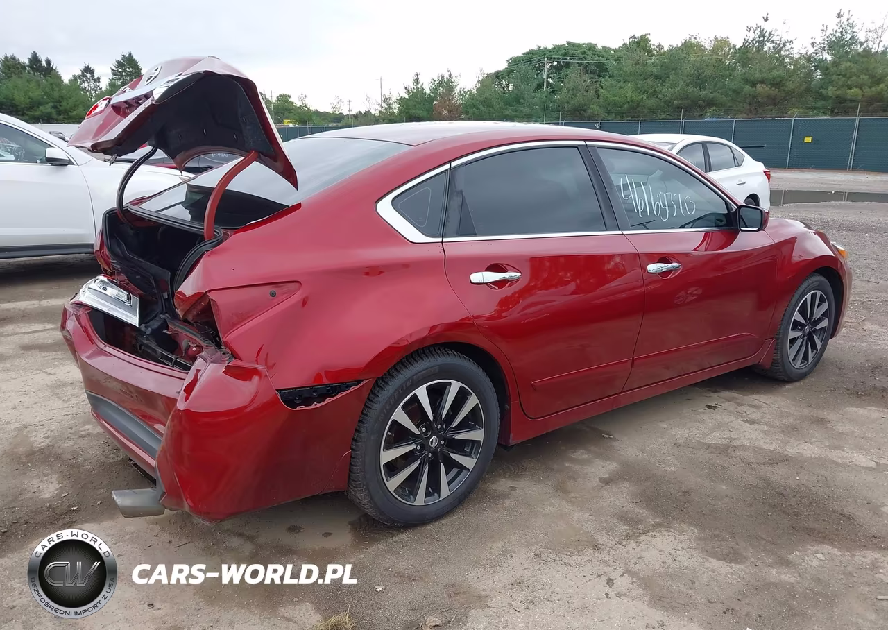 2017 Nissan Altima 2.5 S VIN:1N4AL3AP1HC275319 - 4