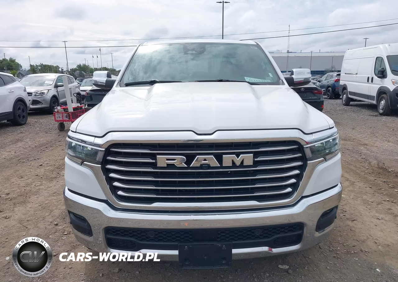 2026 Ram 1500 Laramie VIN:3C6SRFJP1T4168087 - 12