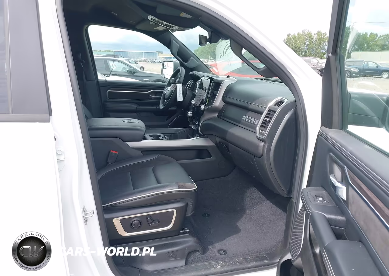 2026 Ram 1500 Laramie VIN:3C6SRFJP1T4168087 - 5