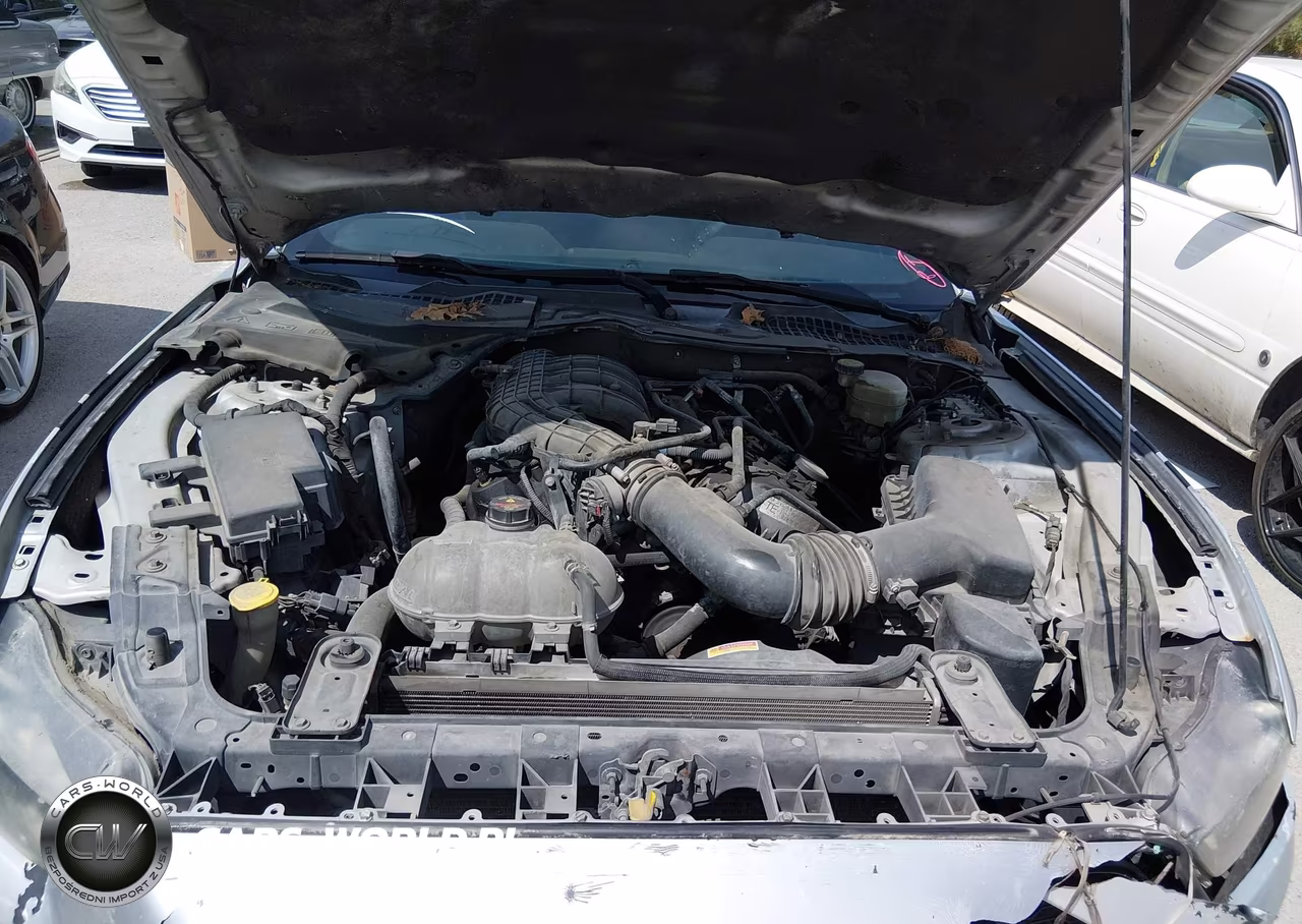 2015 Ford Mustang V6 VIN:1FA6P8AM6F5329518 - 10