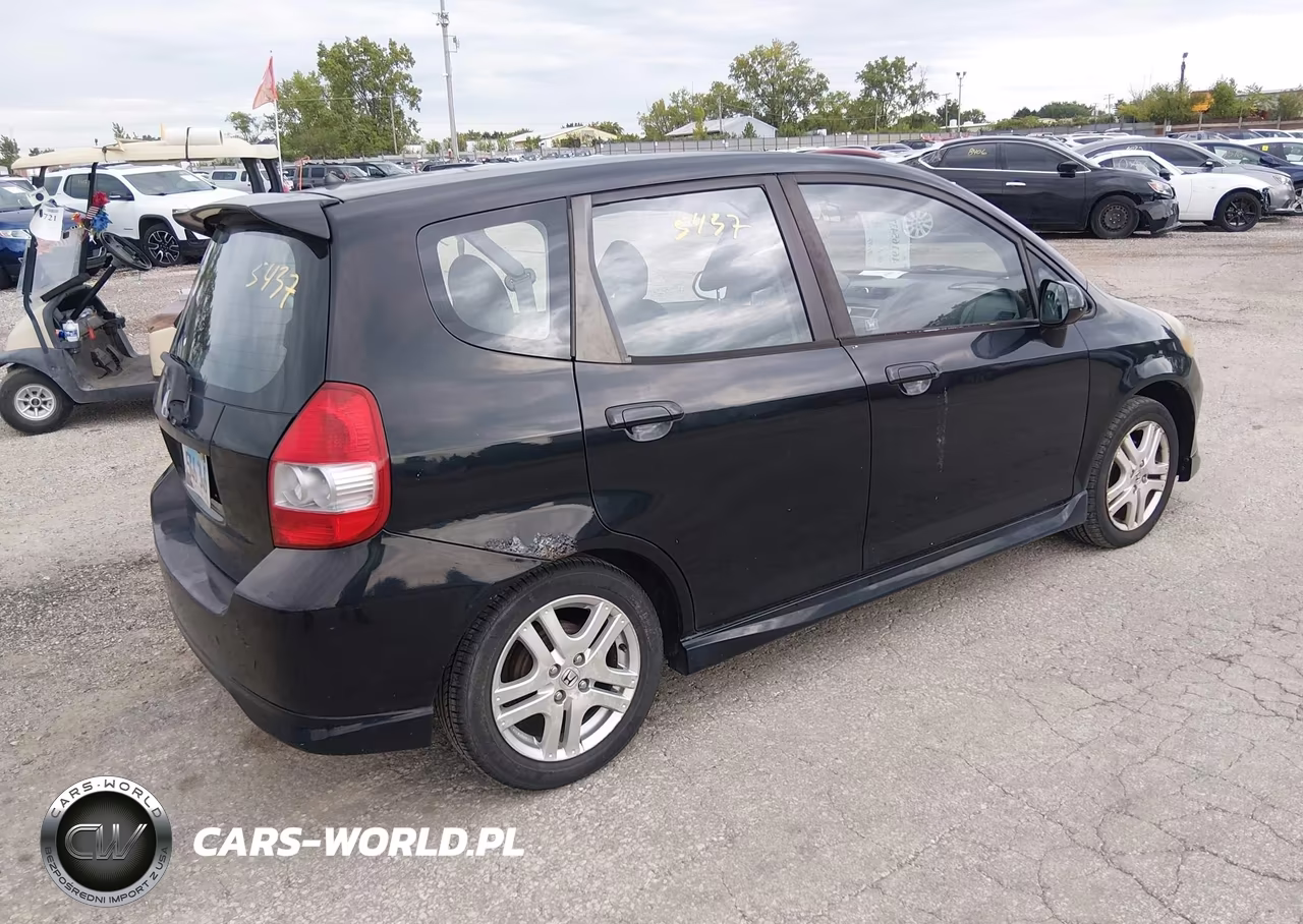 2007 Honda Fit Sport VIN:JHMGD38697S063723 - 4