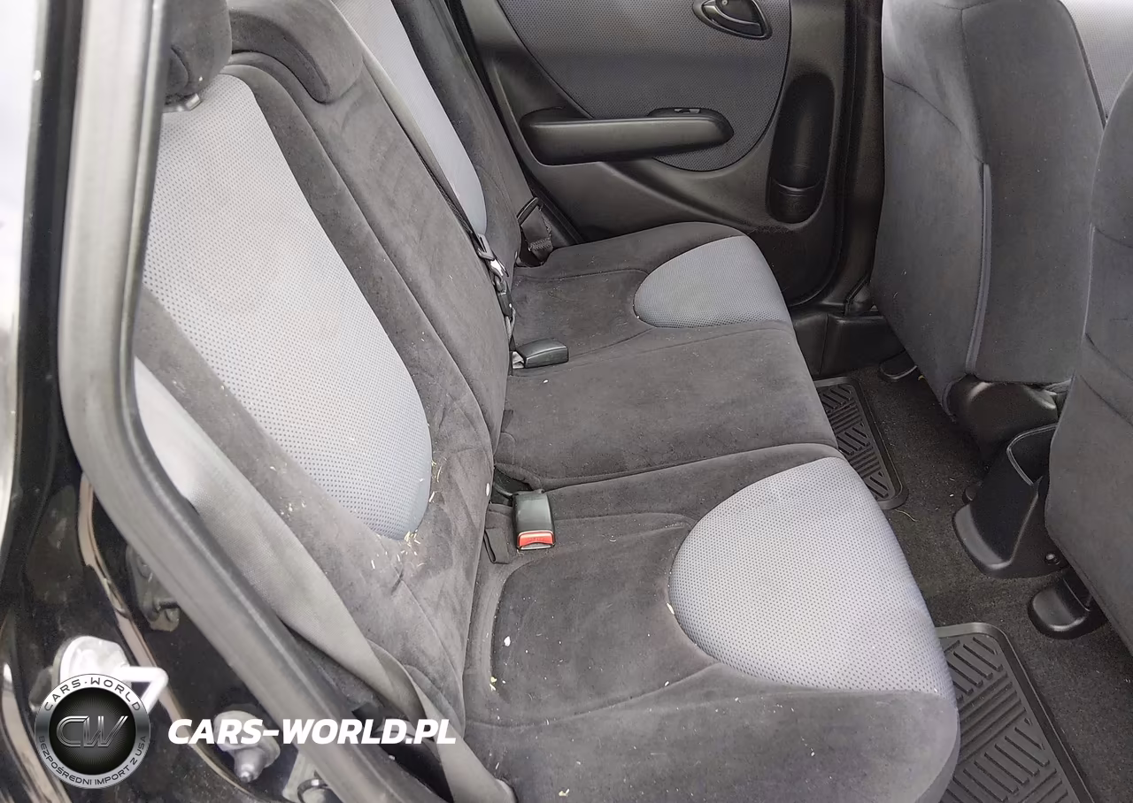 2007 Honda Fit Sport VIN:JHMGD38697S063723 - 8