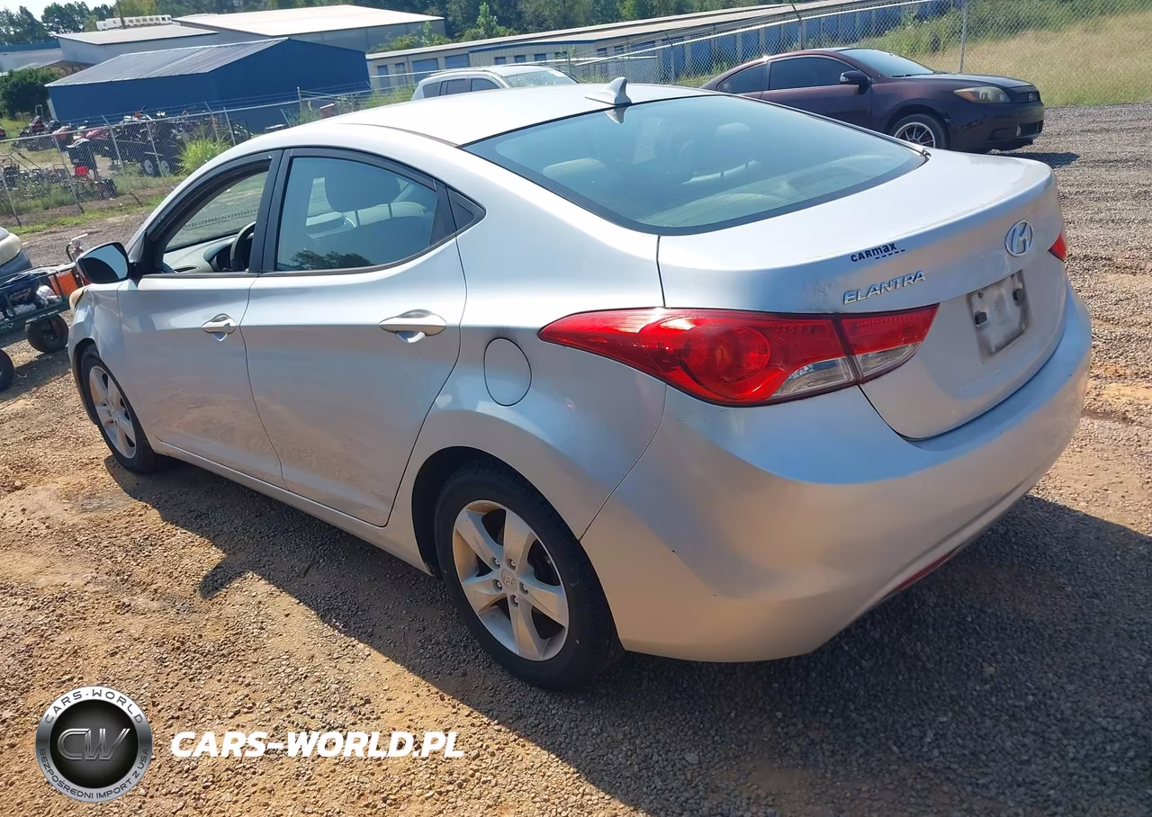 2013 Hyundai Elantra Gls VIN:KMHDH4AE7DU813874 - 3