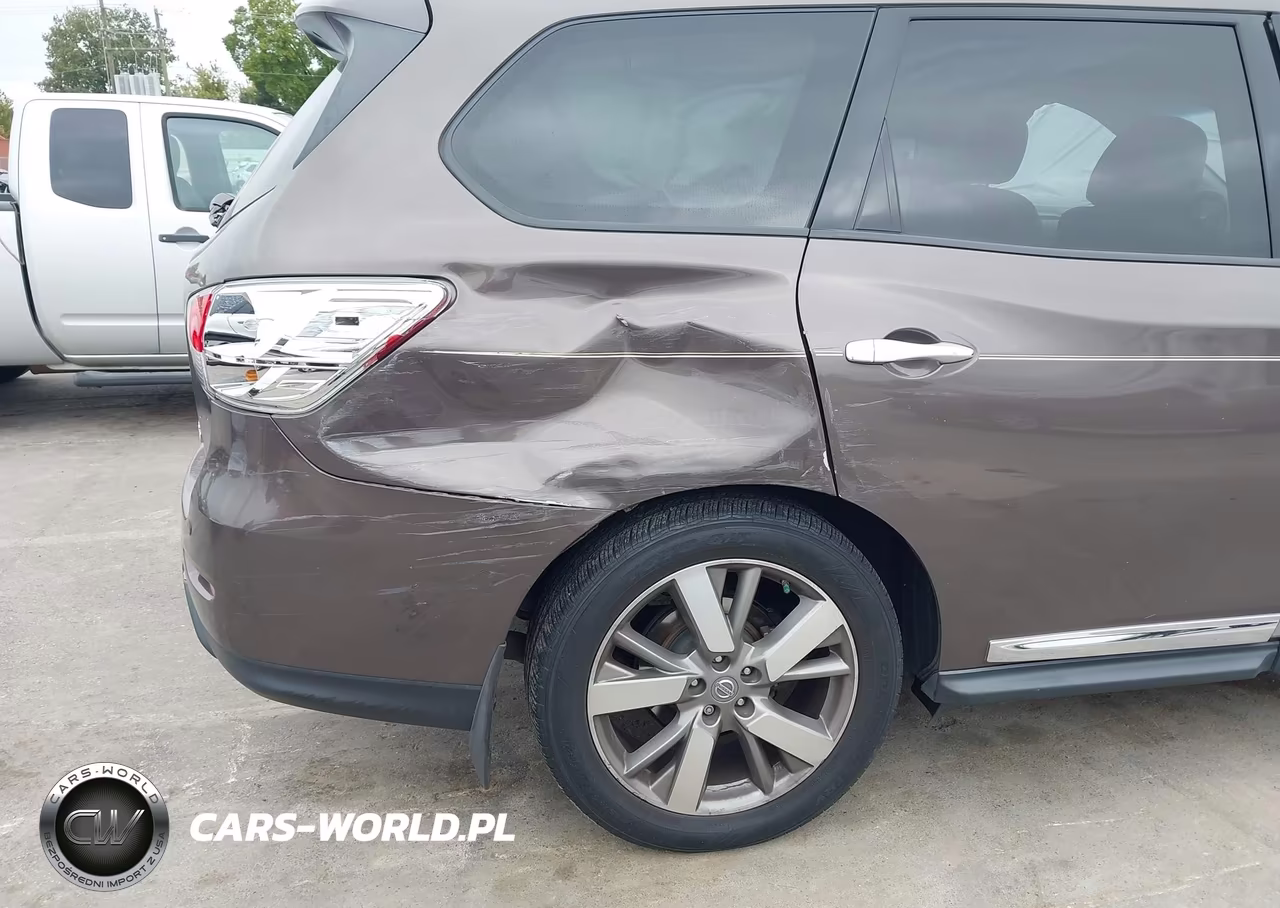 2015 Nissan Pathfinder Platinum VIN:5N1AR2MN4FC639853 - 12