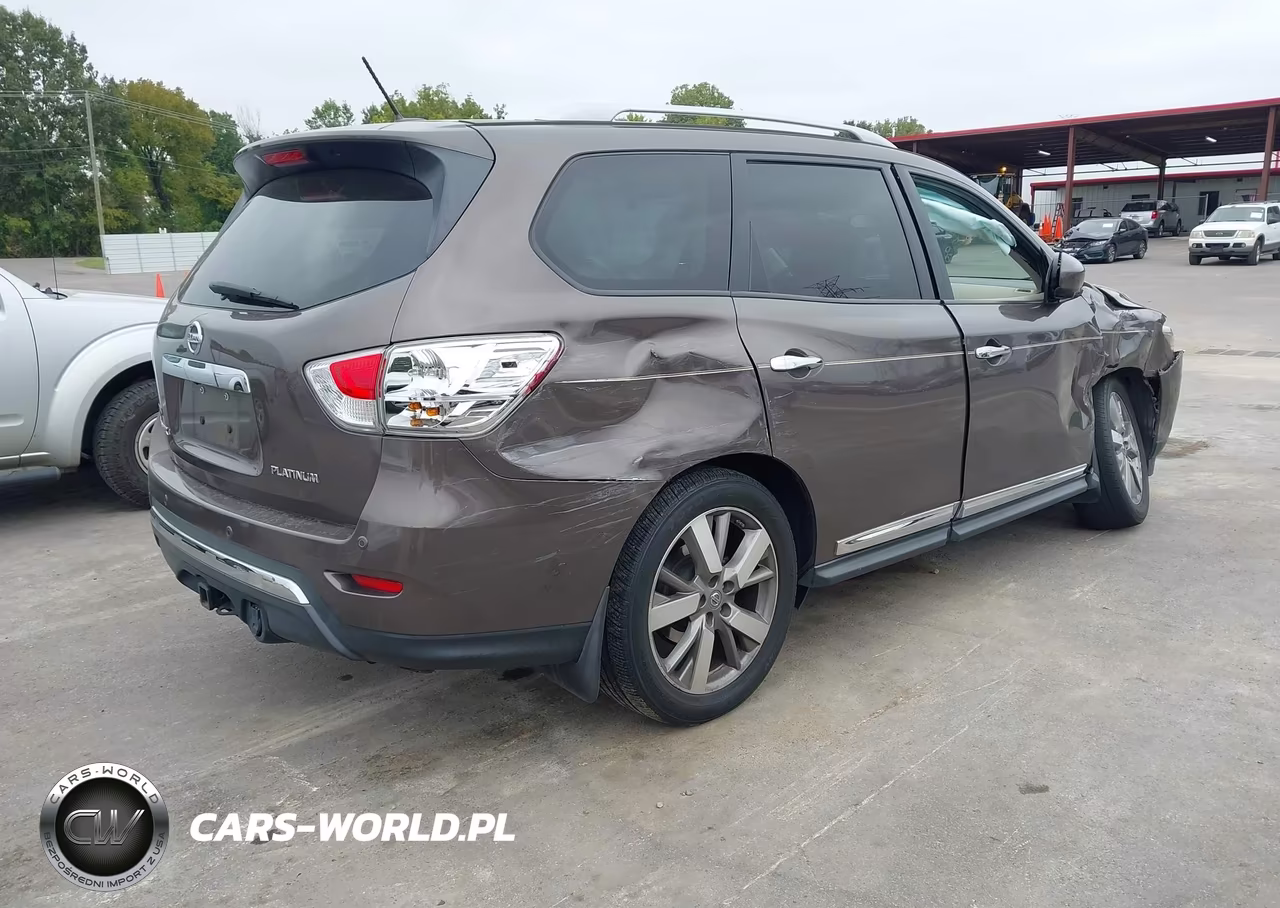 2015 Nissan Pathfinder Platinum VIN:5N1AR2MN4FC639853 - 4
