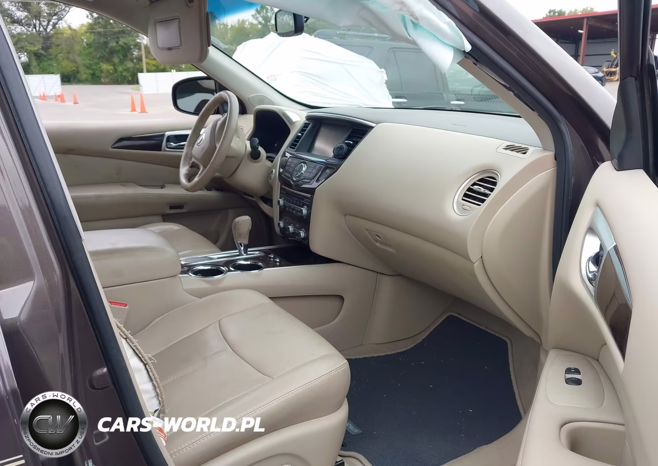2015 Nissan Pathfinder Platinum VIN:5N1AR2MN4FC639853 - 5