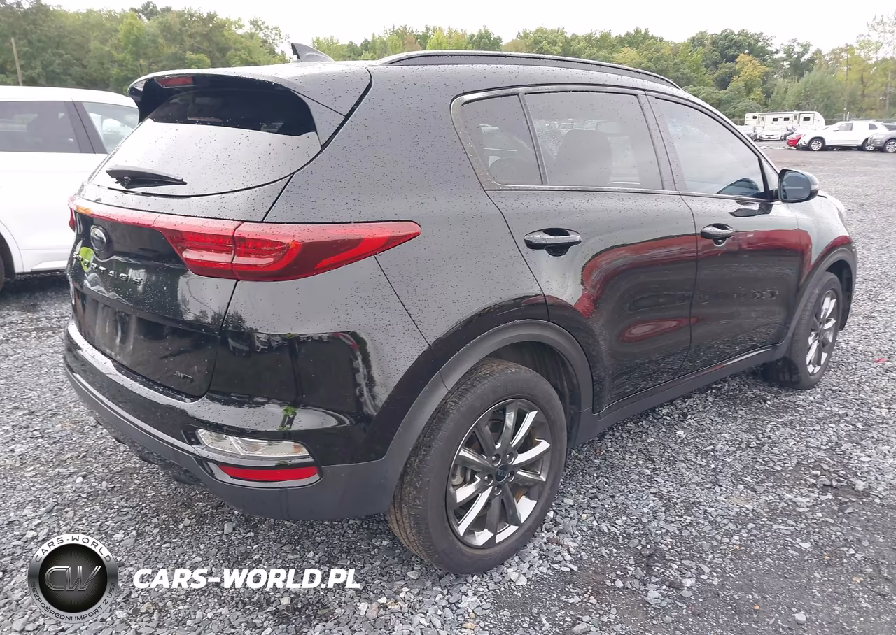 2021 Kia Sportage S VIN:KNDP6CAC6M7878116 - 4