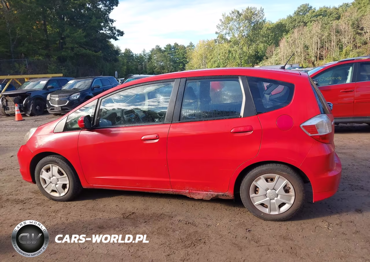 2013 Honda Fit VIN:JHMGE8G36DC003745 - 6