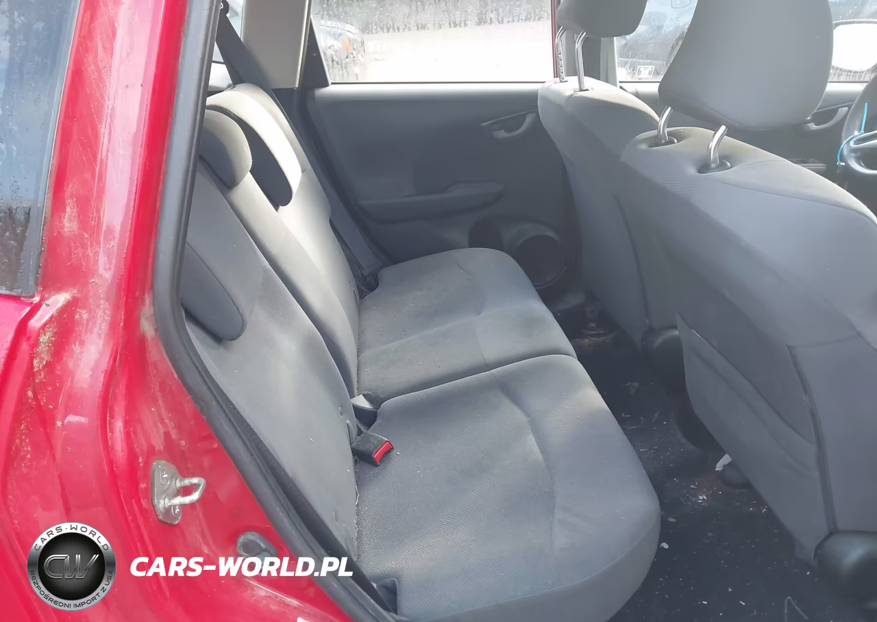 2013 Honda Fit VIN:JHMGE8G36DC003745 - 8