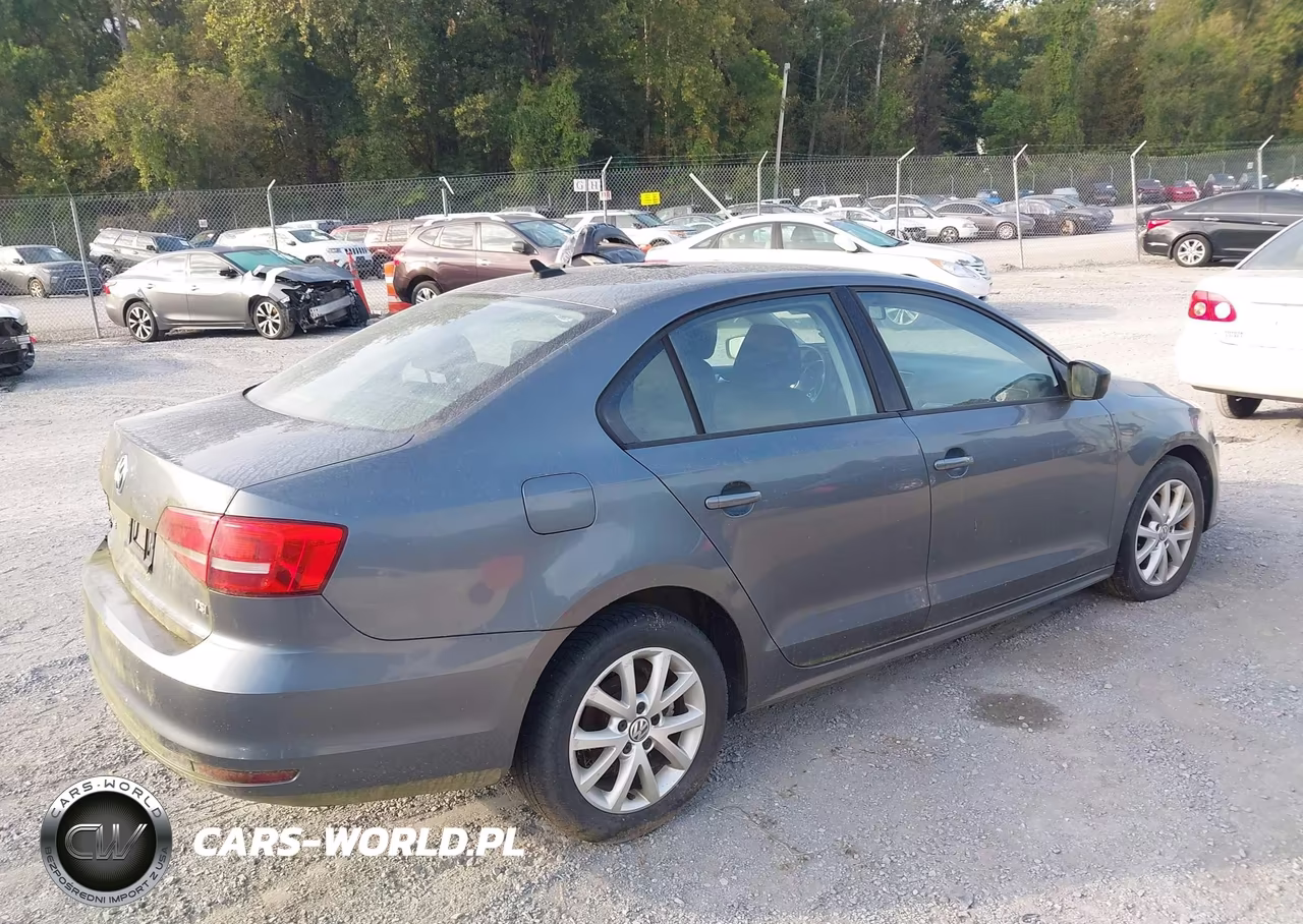 2015 Volkswagen Jetta 1.8T Se VIN:3VWD17AJ7FM309997 - 4