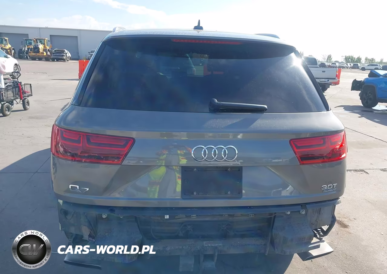 2017 Audi Q7 3.0T Premium VIN:WA1VAAF7XHD012944 - 17