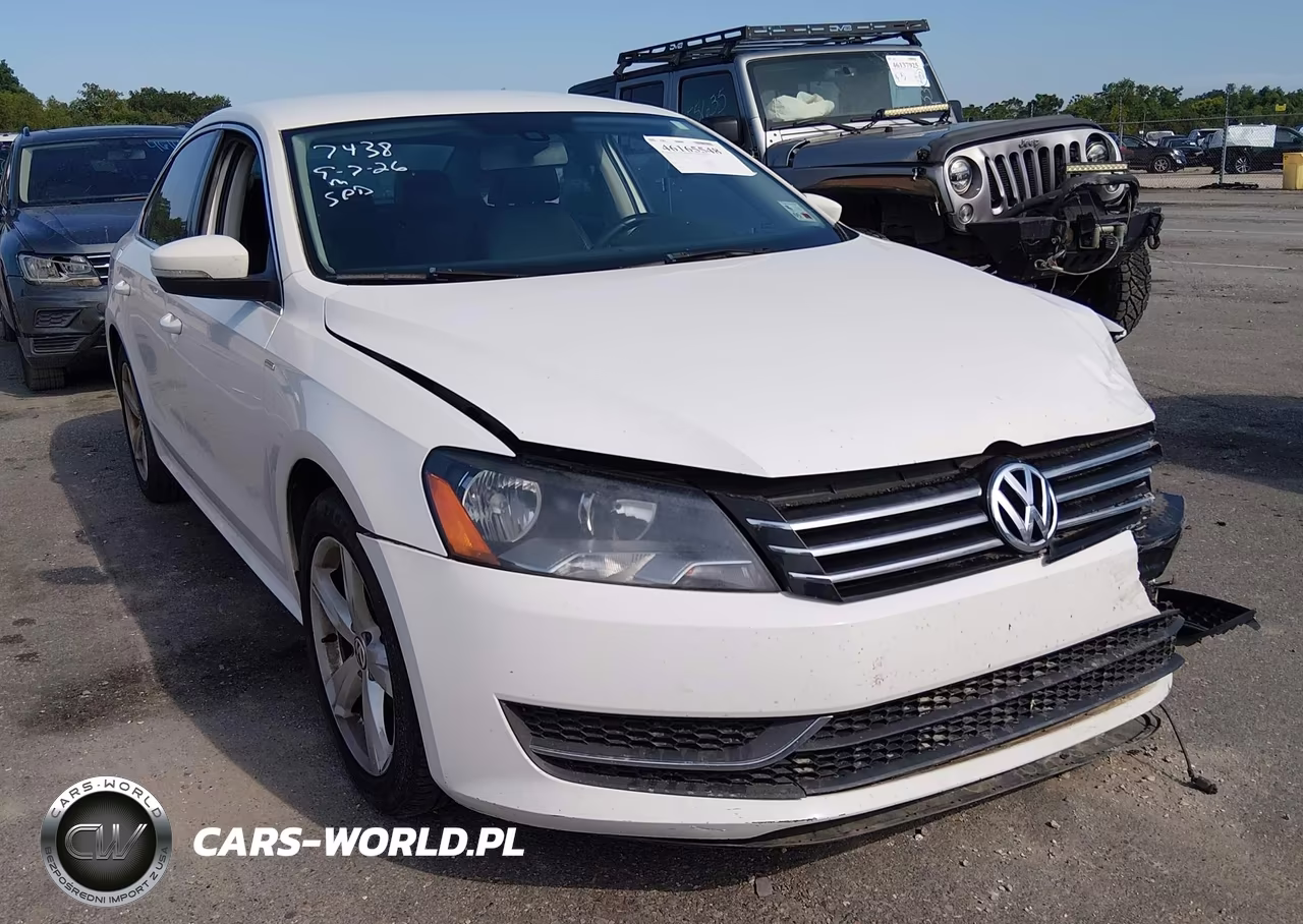 2014 Volkswagen Passat 1.8T Wolfsburg Edition – zdjęcie 1 z 16