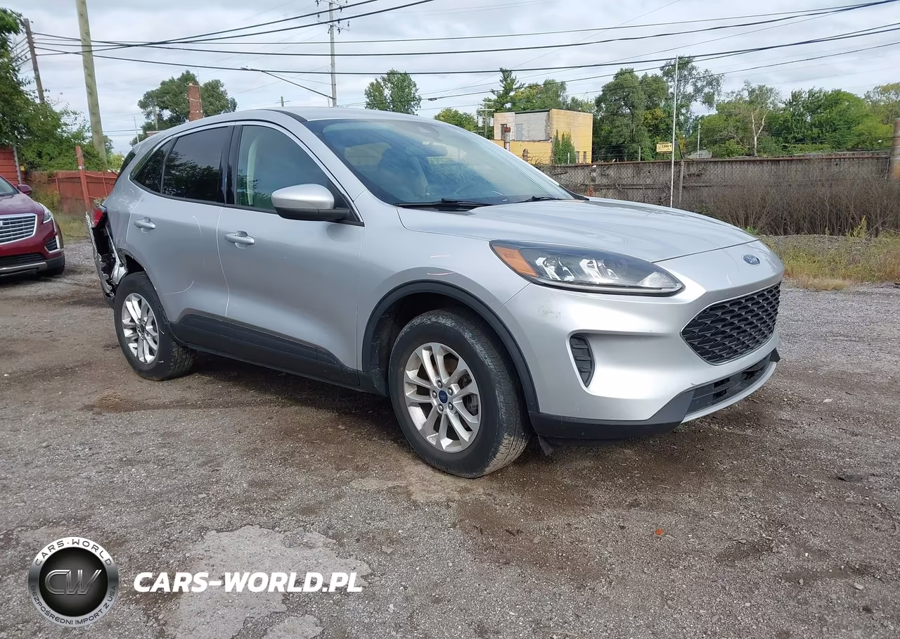 2020 Ford Escape Se