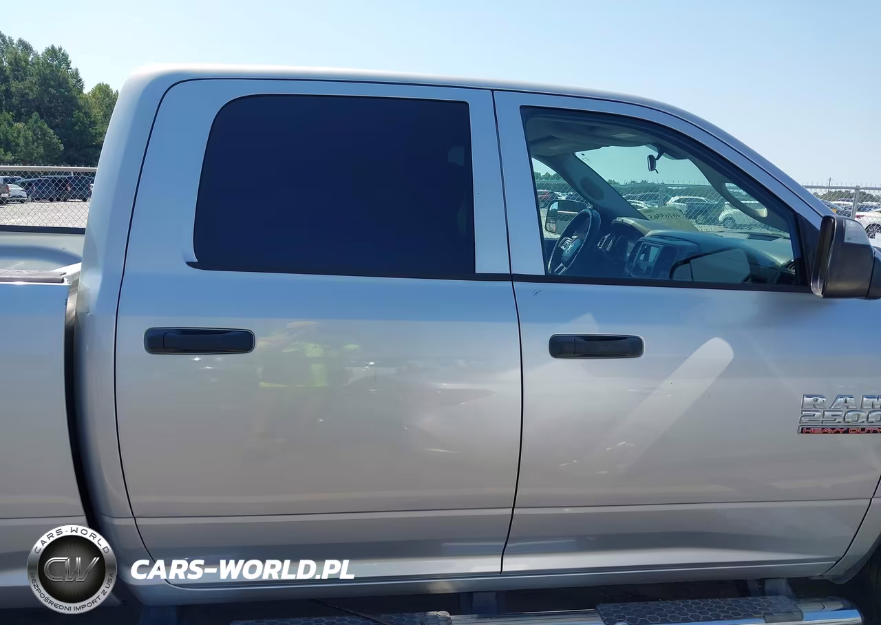 2014 Ram 2500 Tradesman VIN:3C6UR4CLXEG173362 - 13