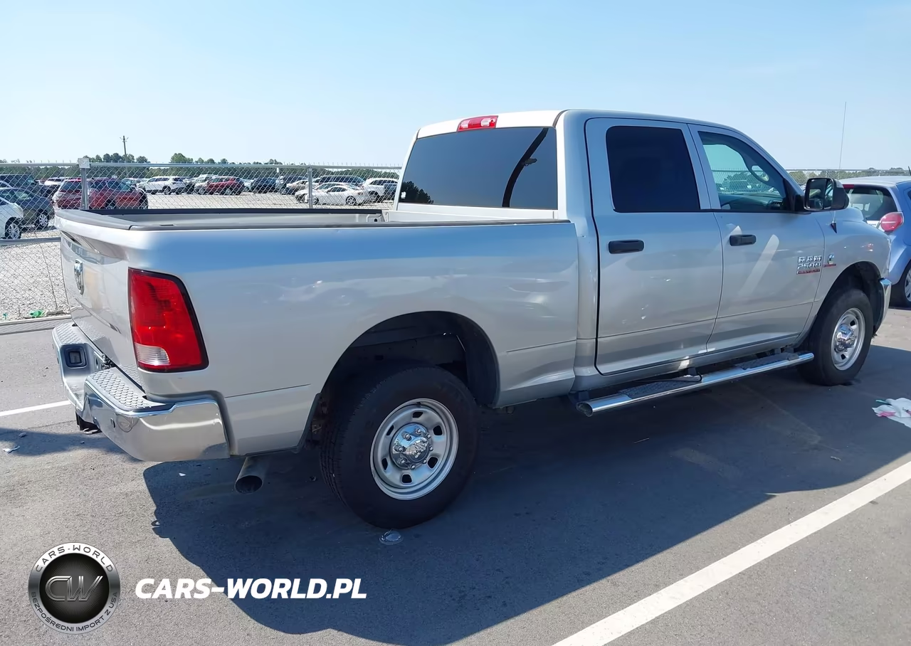 2014 Ram 2500 Tradesman VIN:3C6UR4CLXEG173362 - 4
