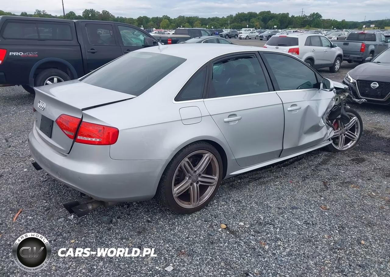 2012 Audi S4 3.0 Premium Plus VIN:WAUKGAFL6CA112406 - 4
