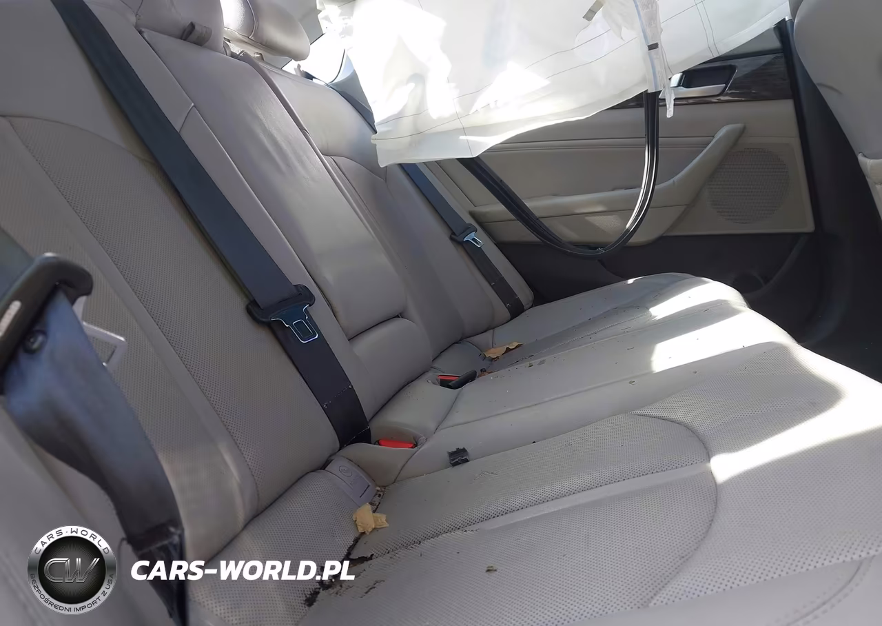 2015 Hyundai Sonata Limited VIN:5NPE34AF6FH011717 - 8