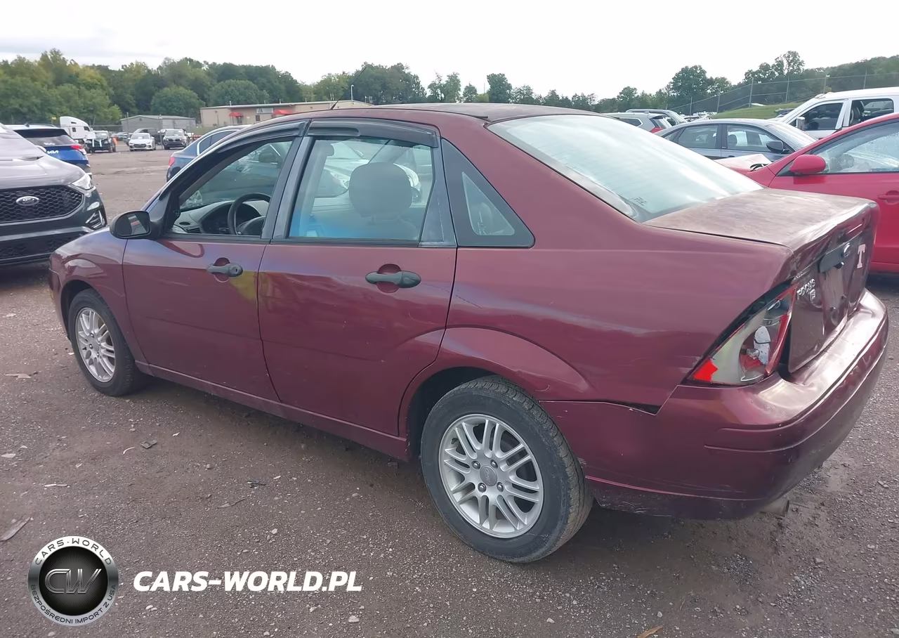 2007 Ford Focus S-Se-Ses VIN:1FAFP34N87W339115 - 3